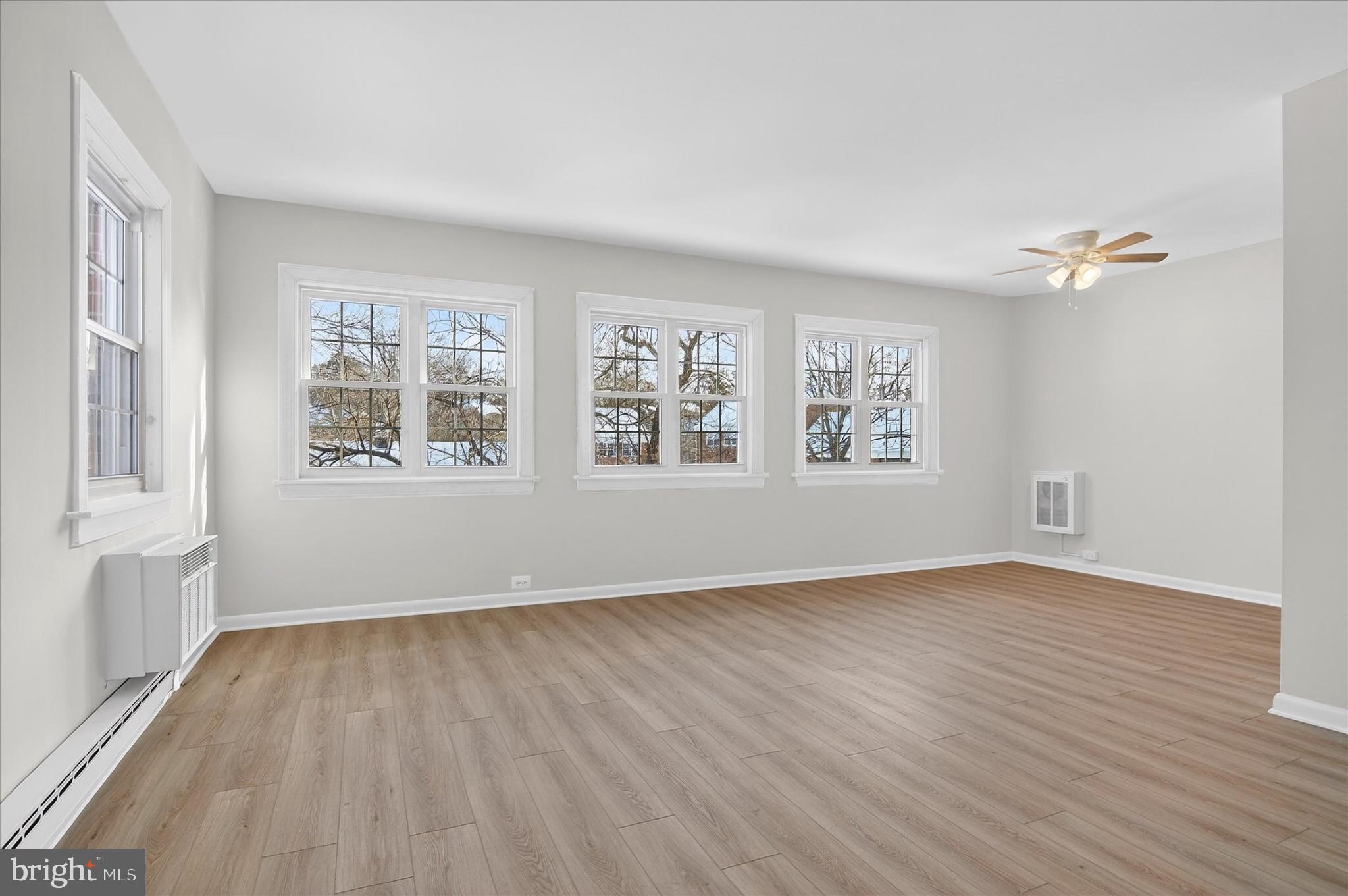 3129 MARTHA CUSTIS DR