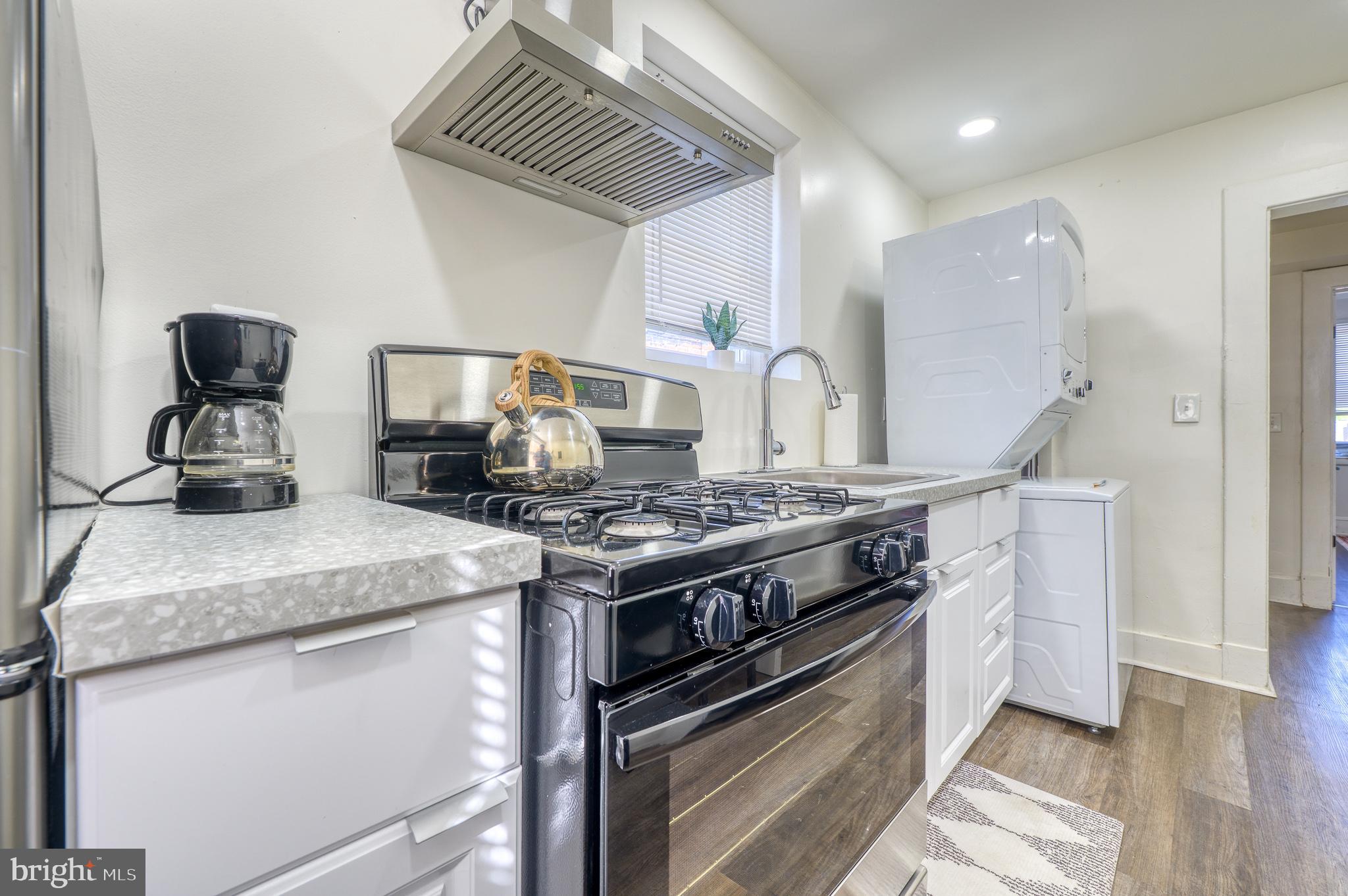 HAMILTON HEIGHTS - Residential Income