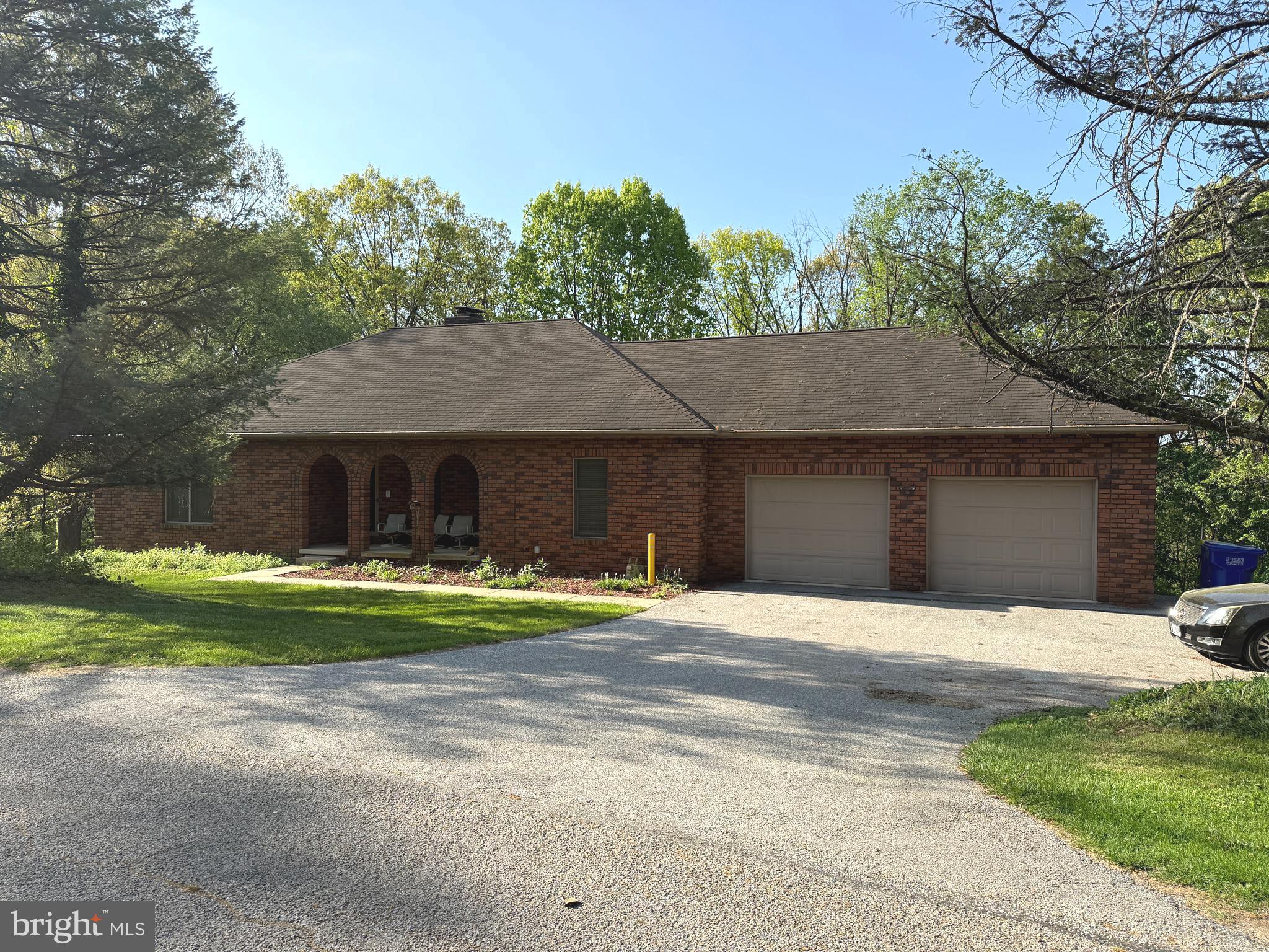 1903 WOODLAND ROAD