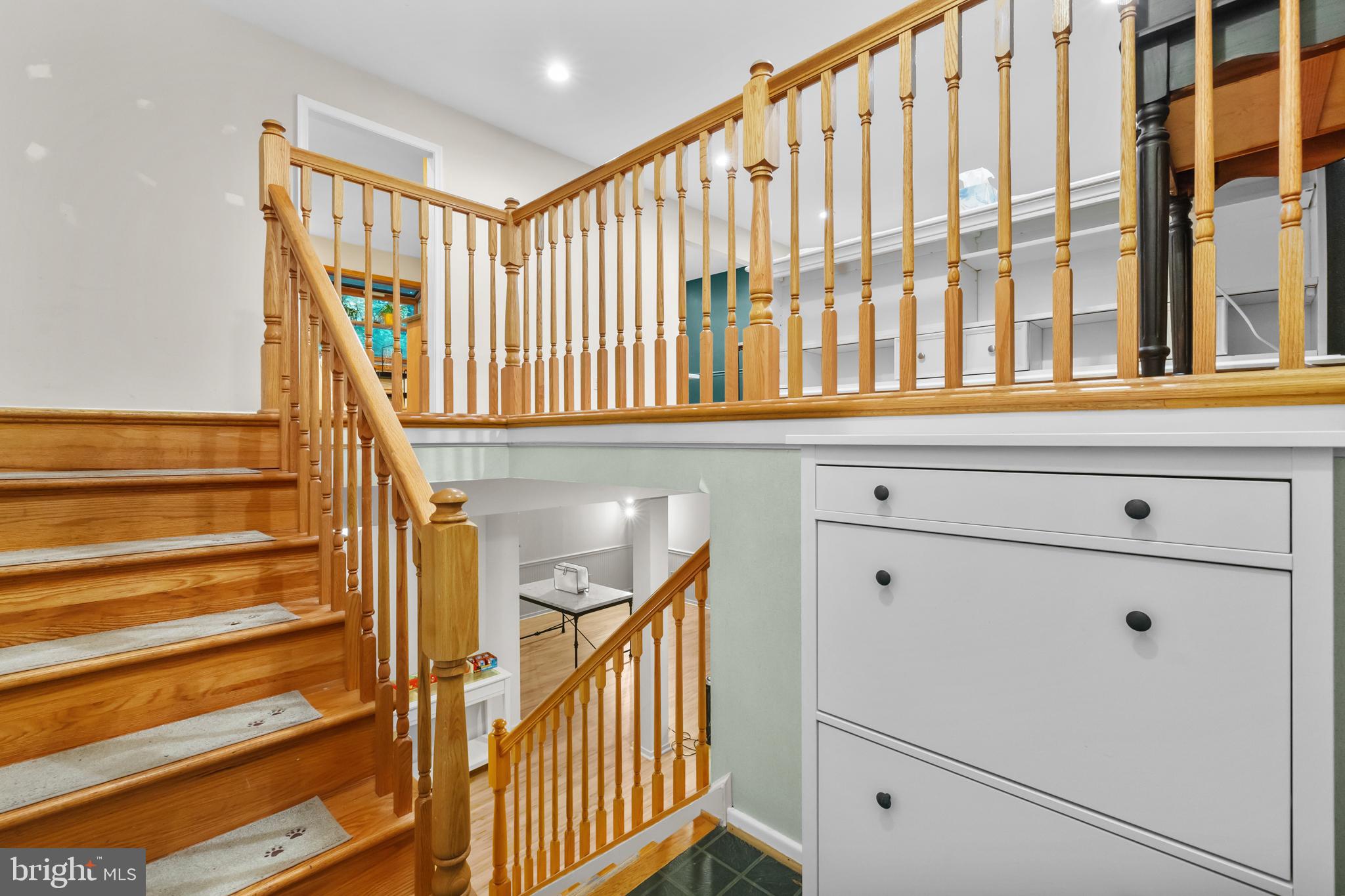 VICTORIA WOODS - Residential