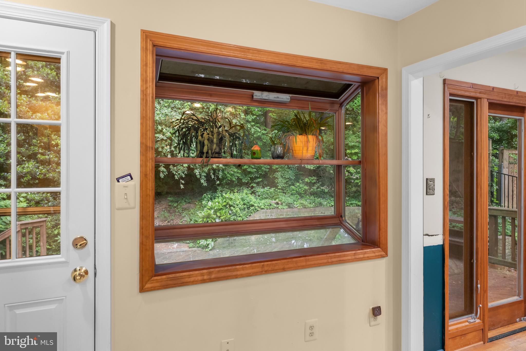 VICTORIA WOODS - Residential