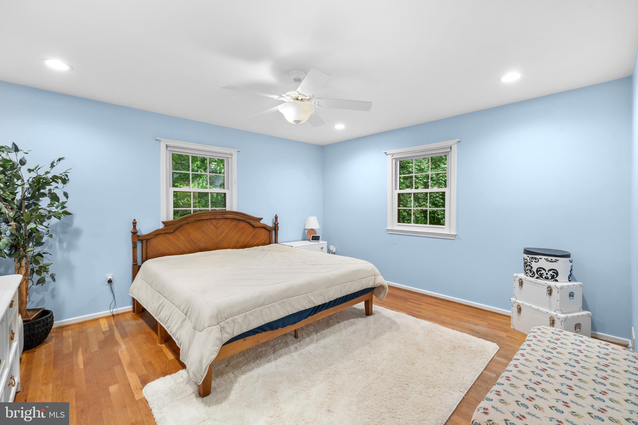 VICTORIA WOODS - Residential