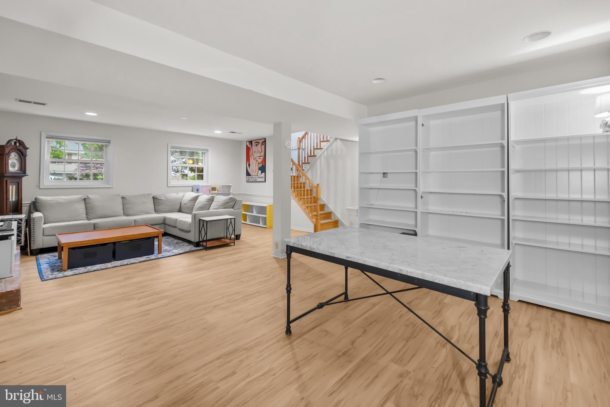 VICTORIA WOODS - Residential