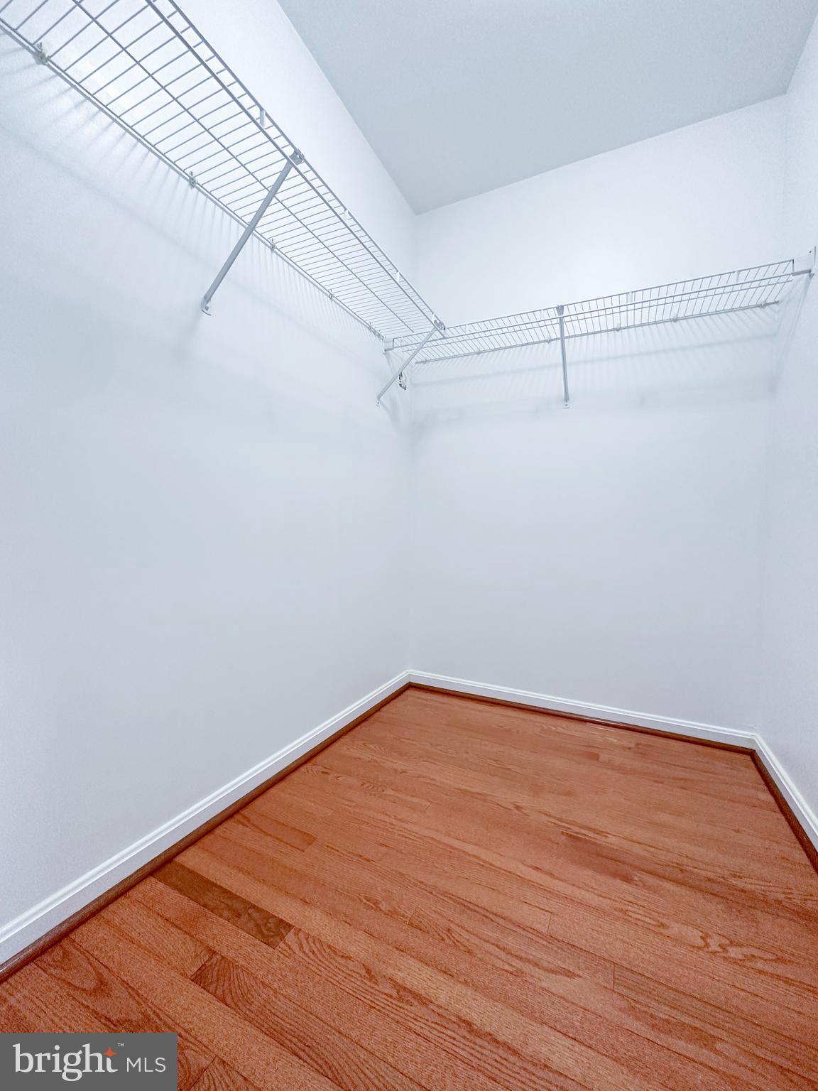 STREAMVIEW SUB - Residential