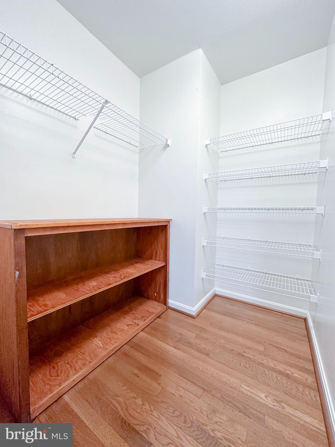 STREAMVIEW SUB - Residential