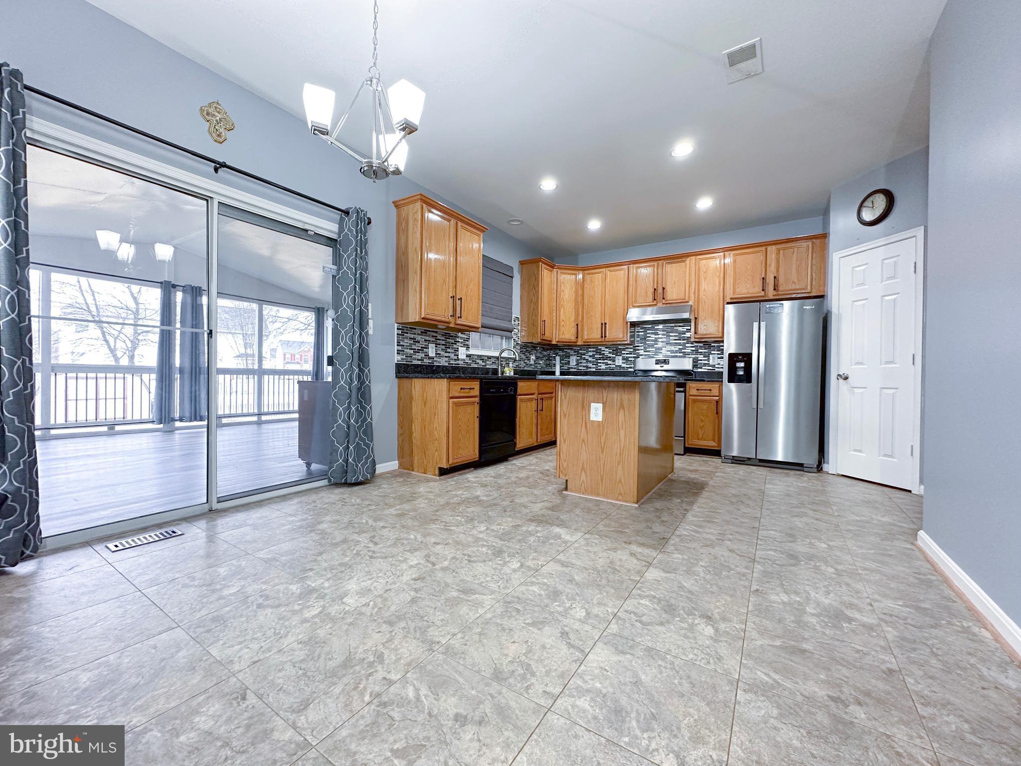 STREAMVIEW SUB - Residential