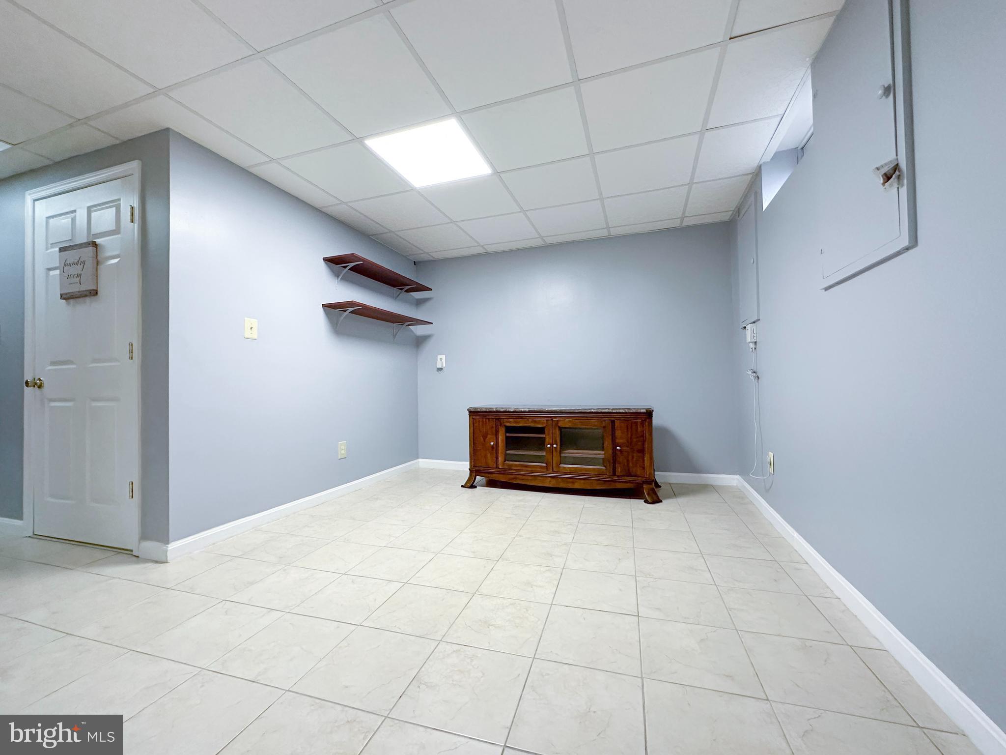 STREAMVIEW SUB - Residential