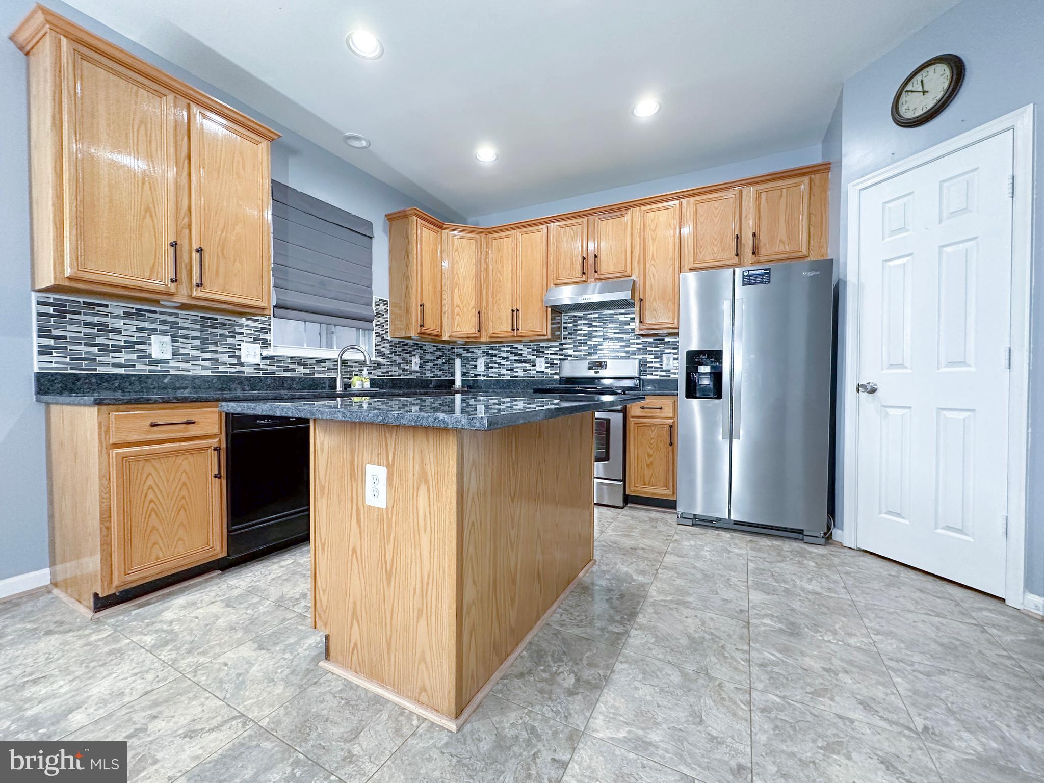 STREAMVIEW SUB - Residential