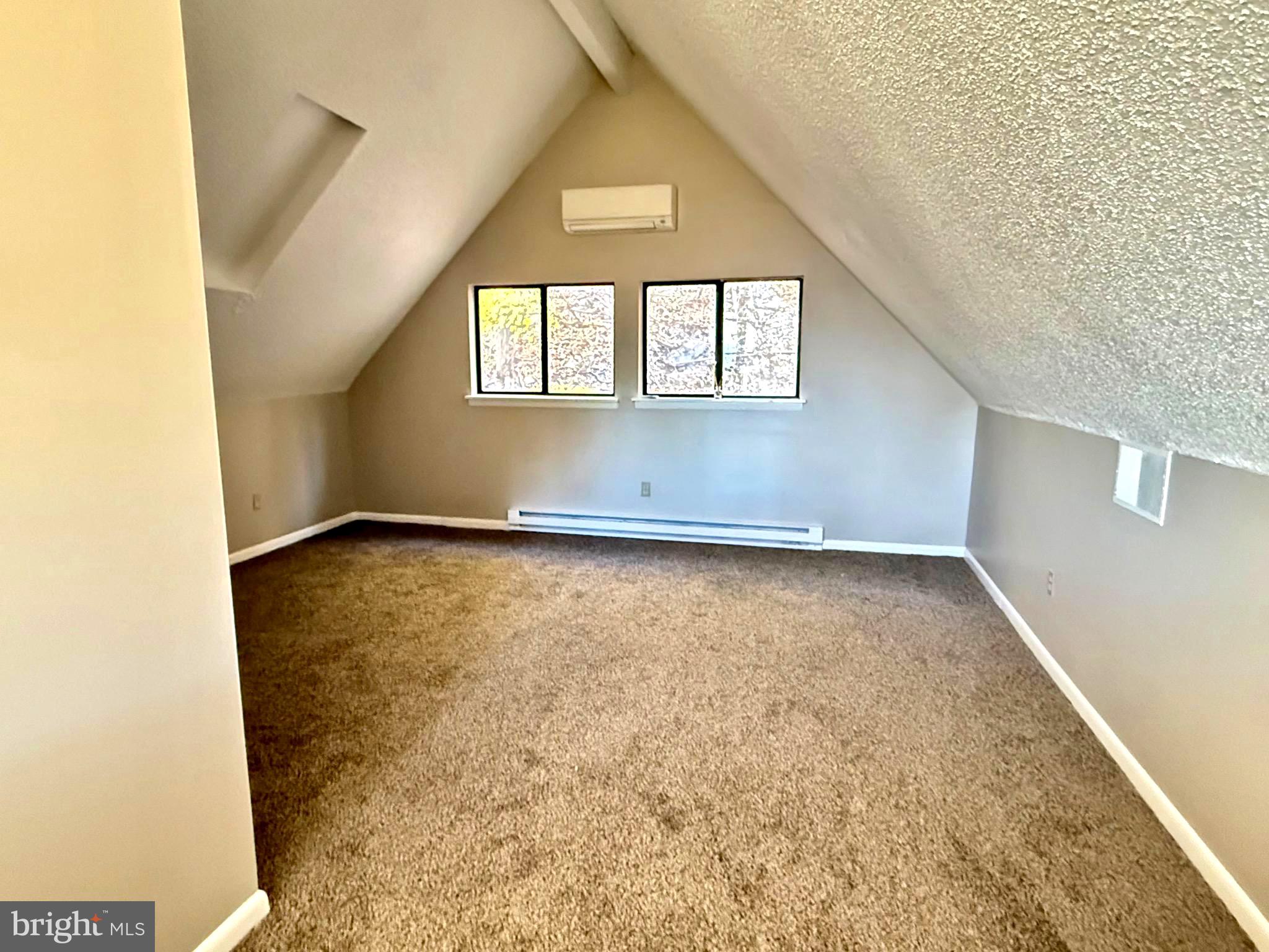 GLENWOOD FOREST - Residential