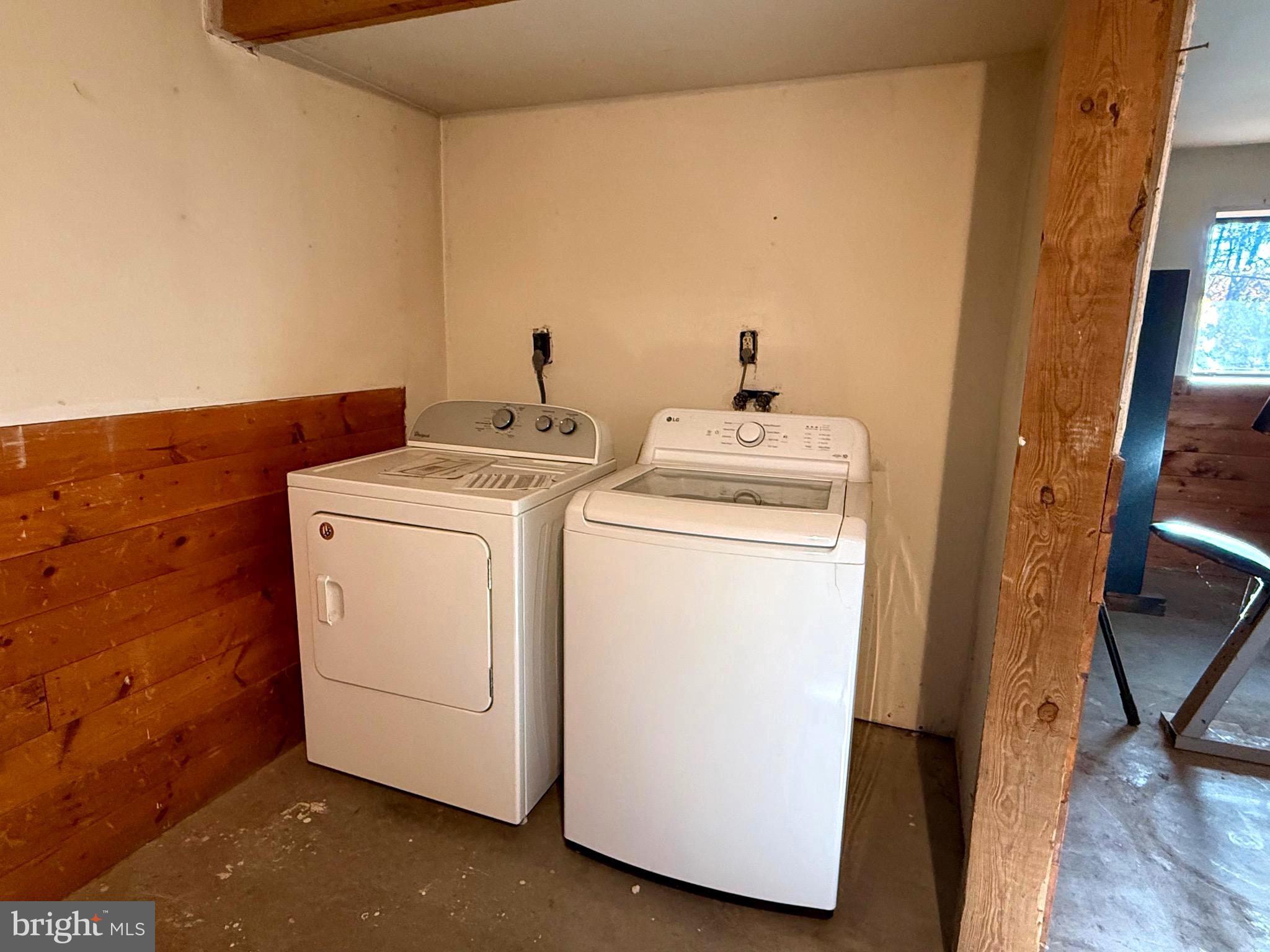 GLENWOOD FOREST - Residential