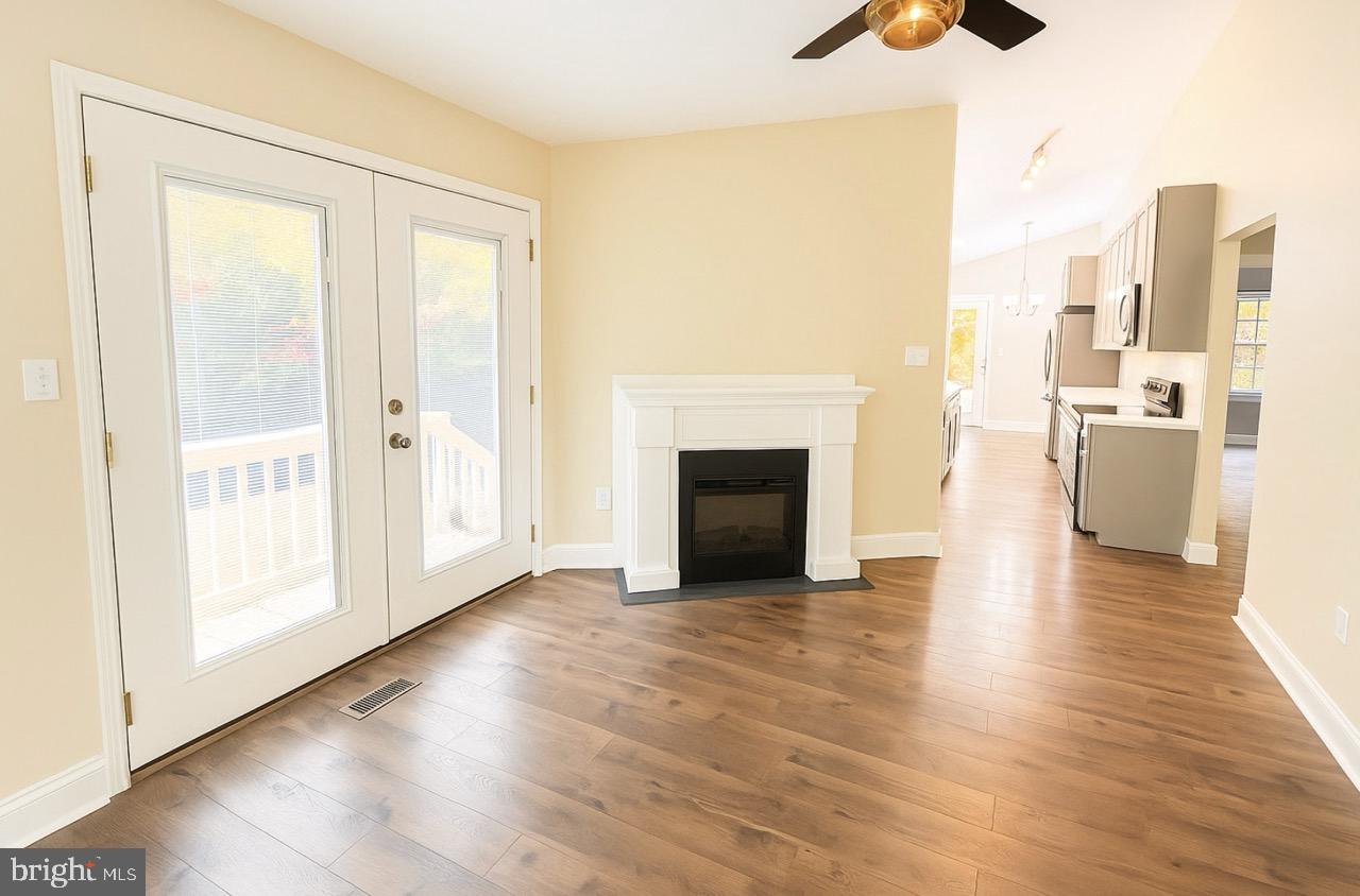 CHESAPEAKE RANCH ESTATES - Residential Lease