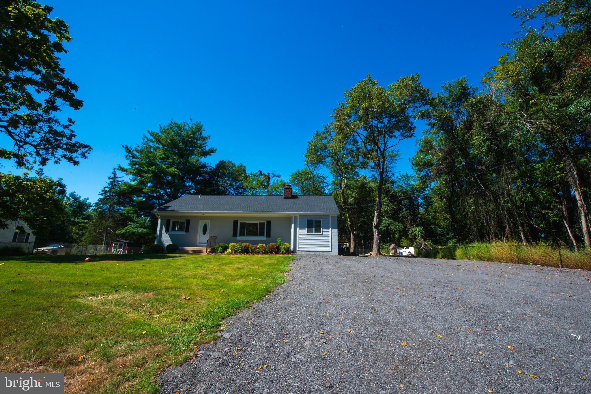 LAYTONSVILLE OUTSIDE - Residential