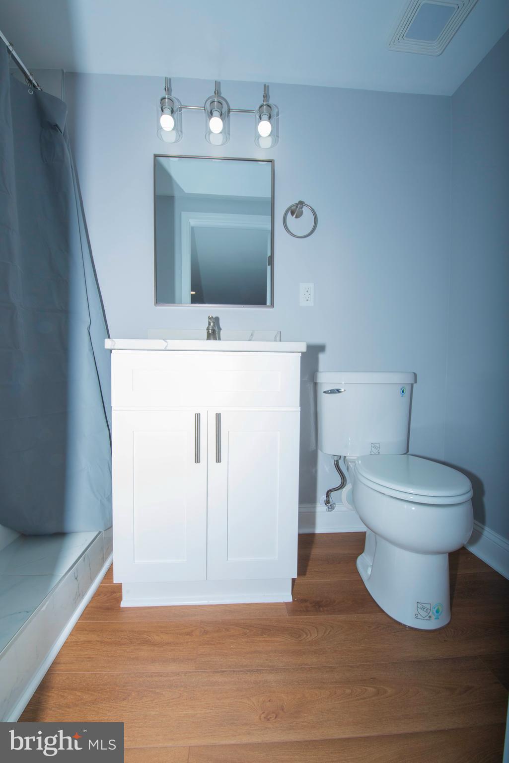 LAYTONSVILLE OUTSIDE - Residential