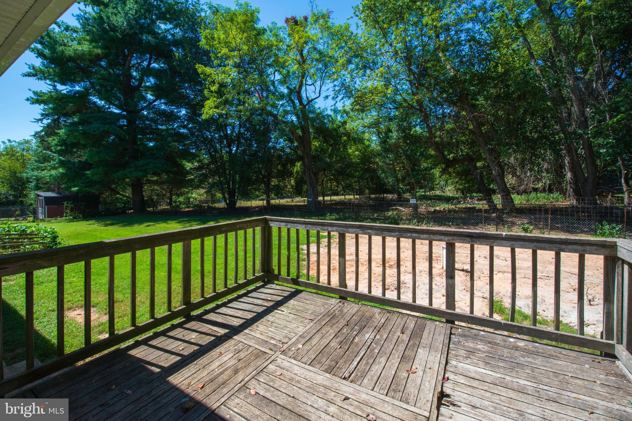 LAYTONSVILLE OUTSIDE - Residential