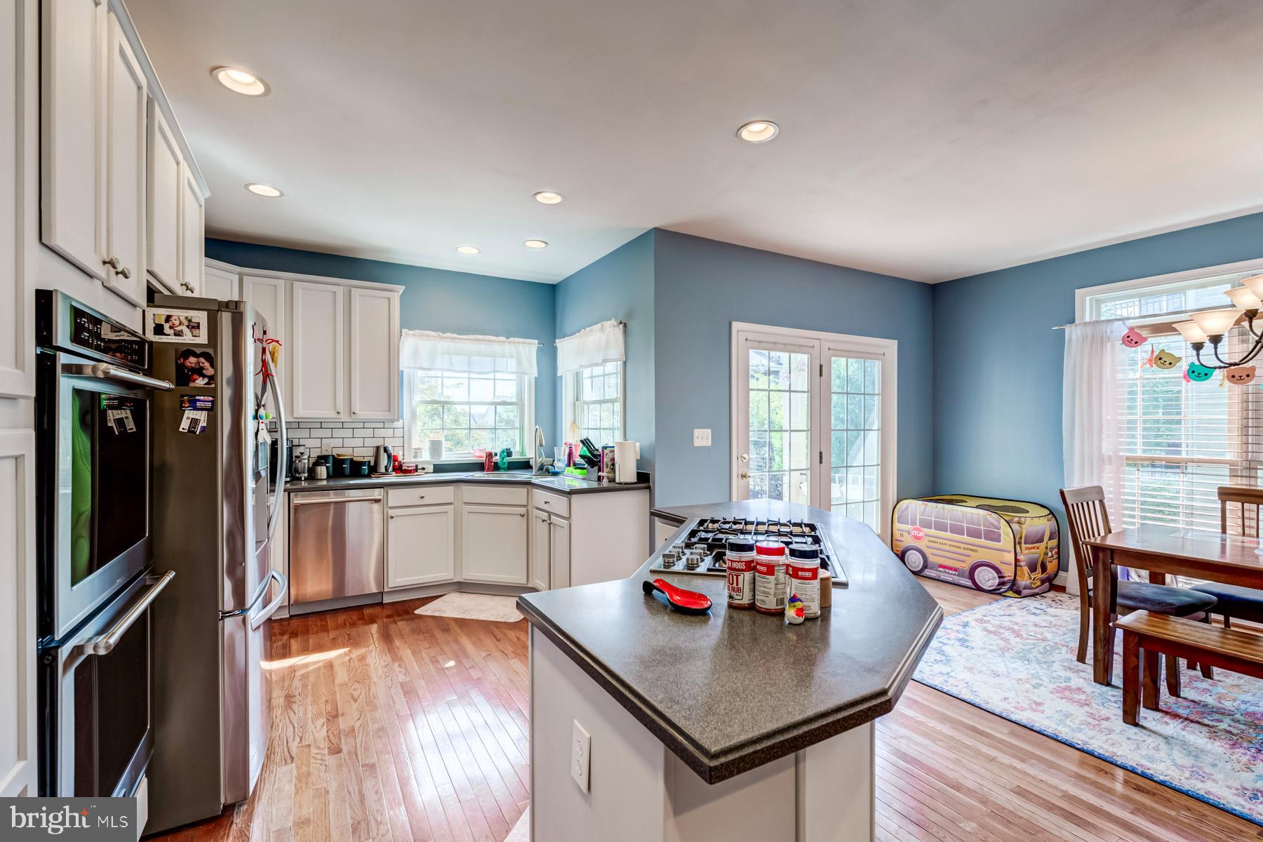 SOUTH VILLAGE - Residential