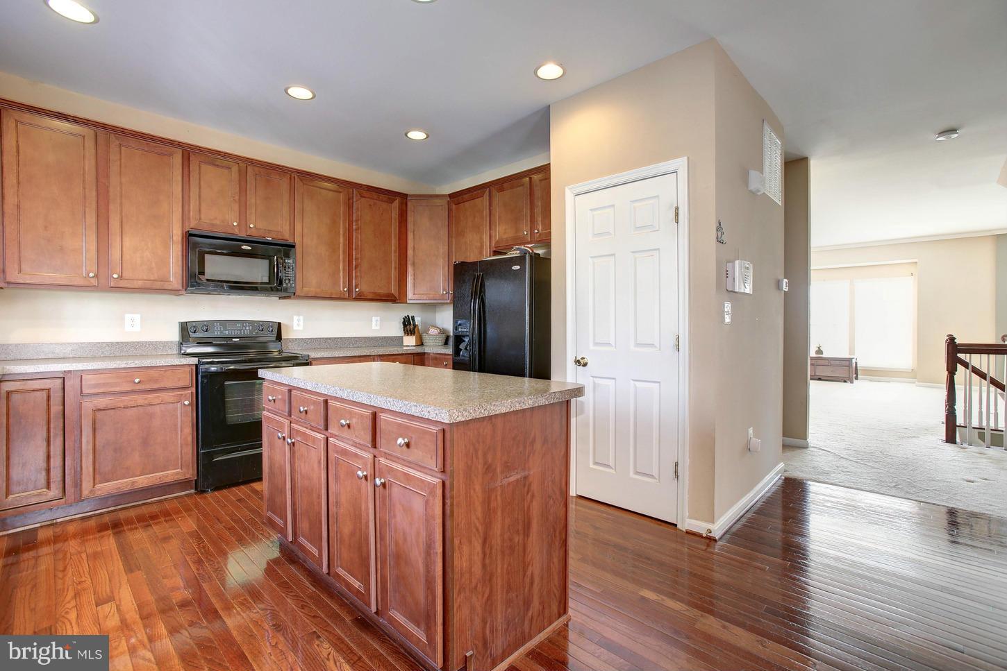 KATIES GROVE - Residential