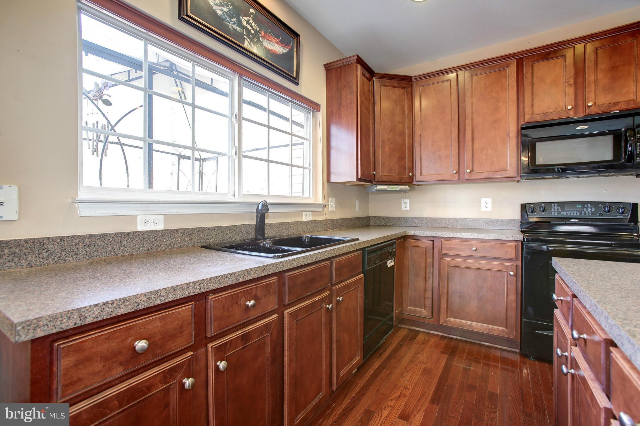 KATIES GROVE - Residential