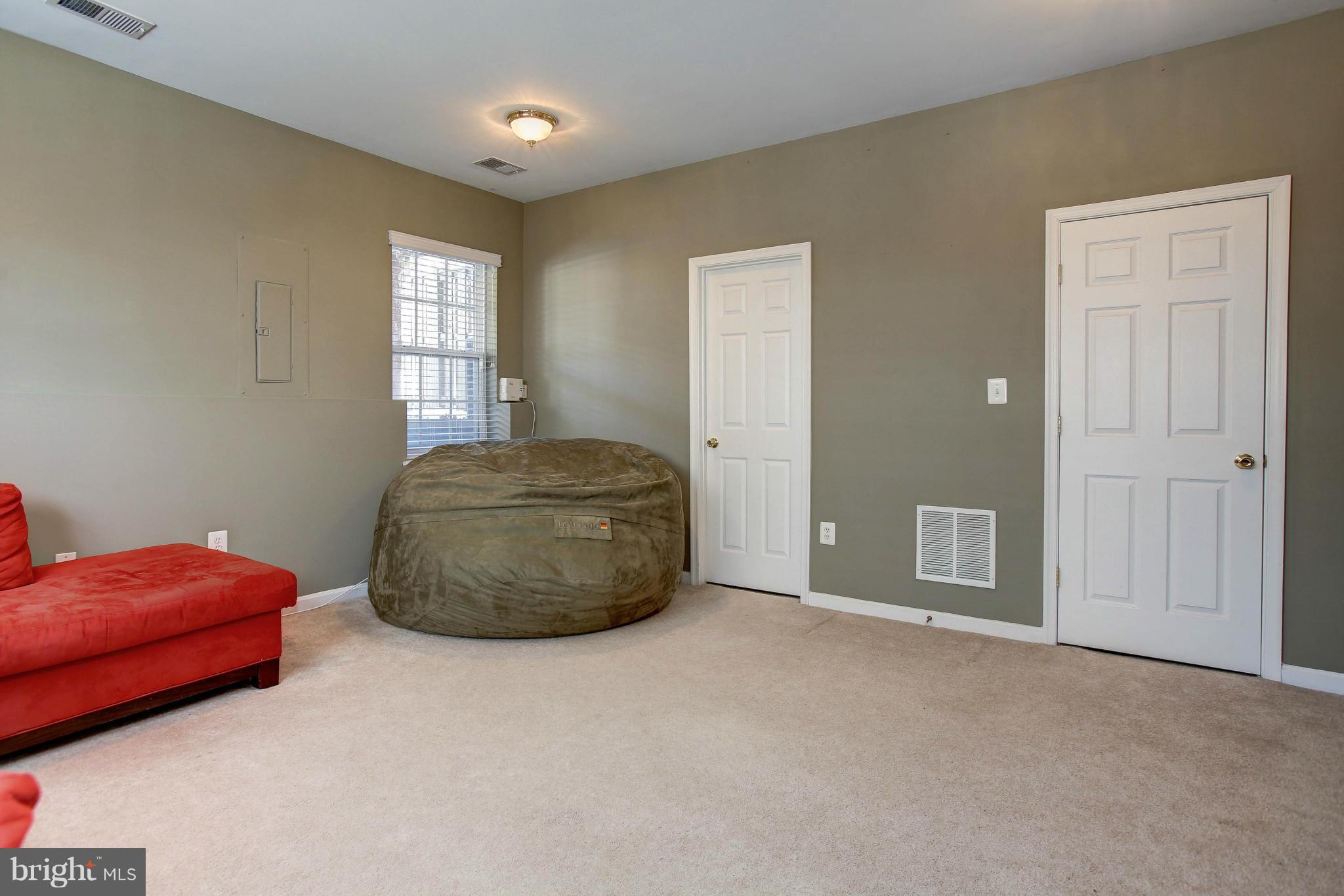 KATIES GROVE - Residential