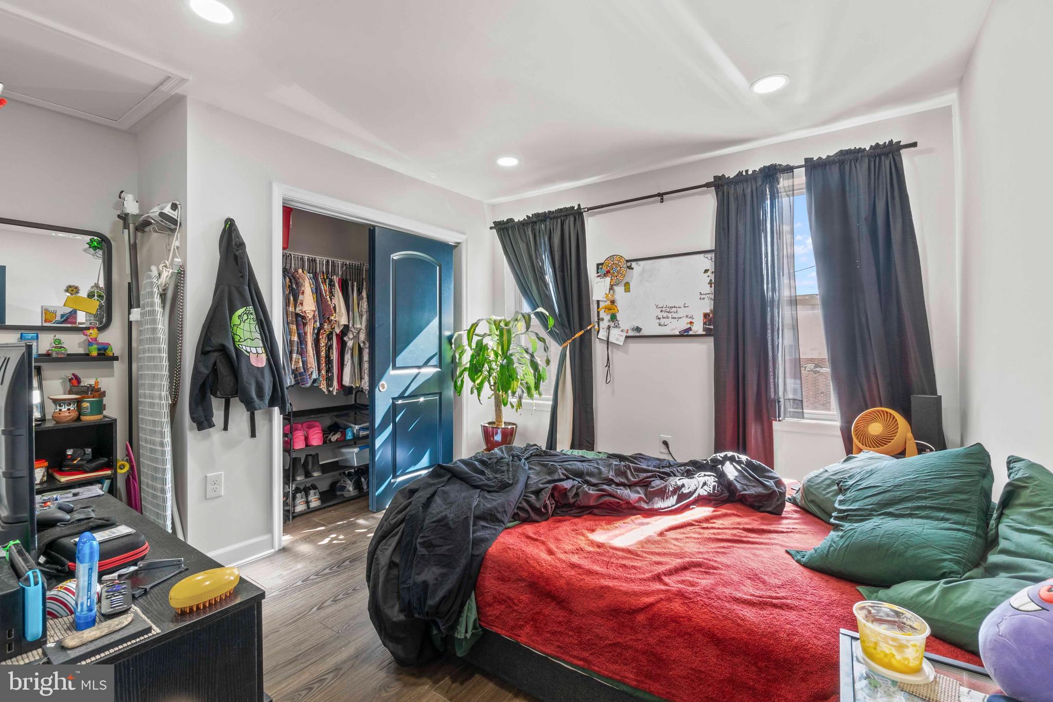 CURTIS BAY - Residential Income