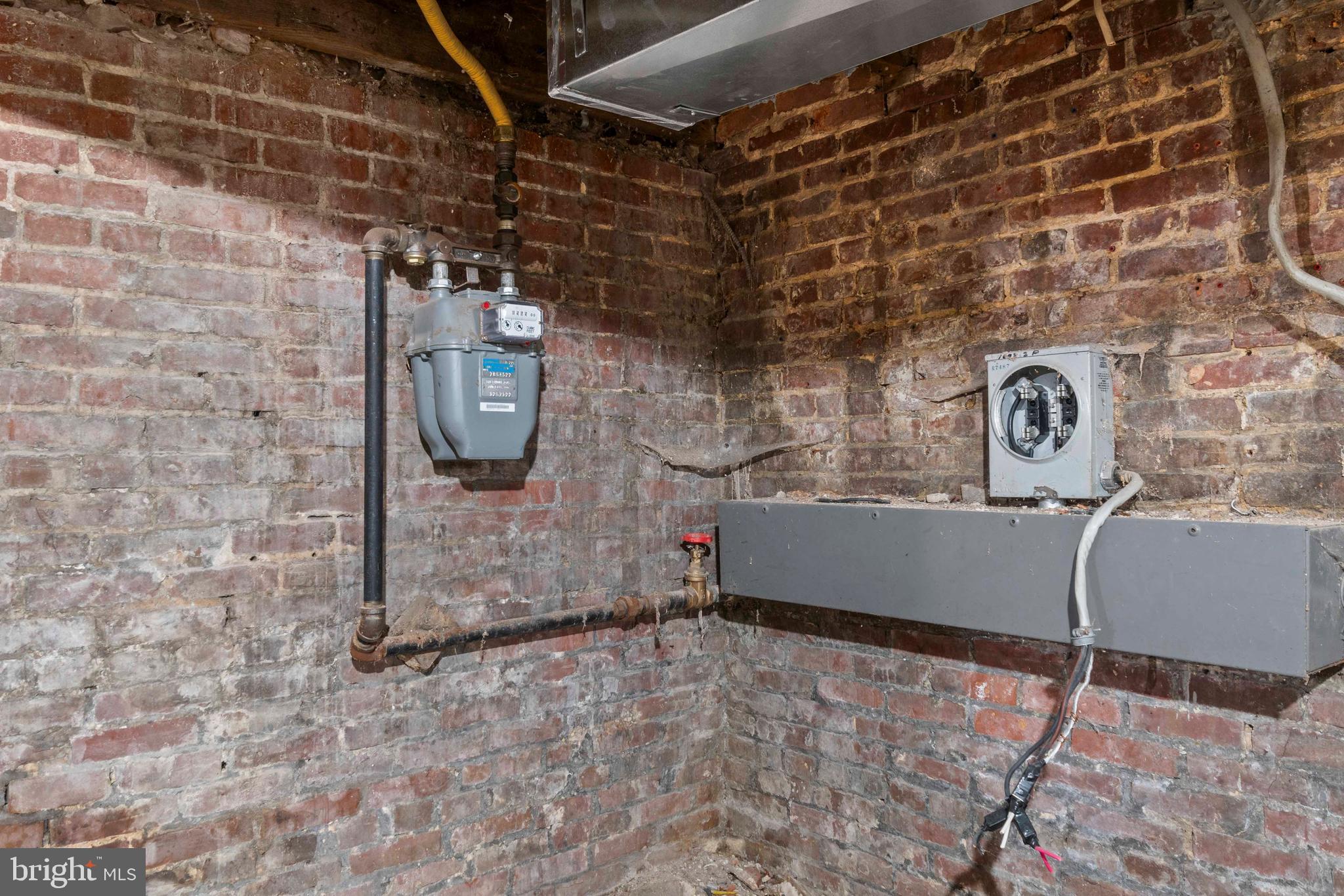 CURTIS BAY - Residential Income