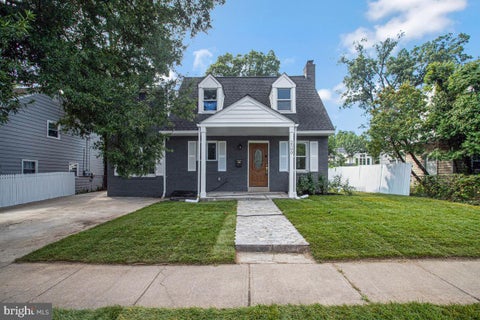Photo of 2500 Arlington Blvd, ARLINGTON, VA 22204 (MLS # VAAR2079302)