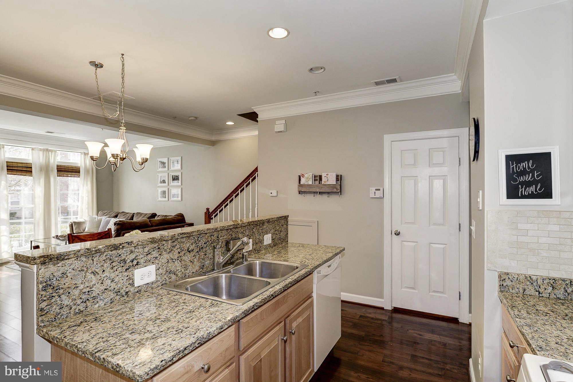 HIDDEN CREEK - Residential