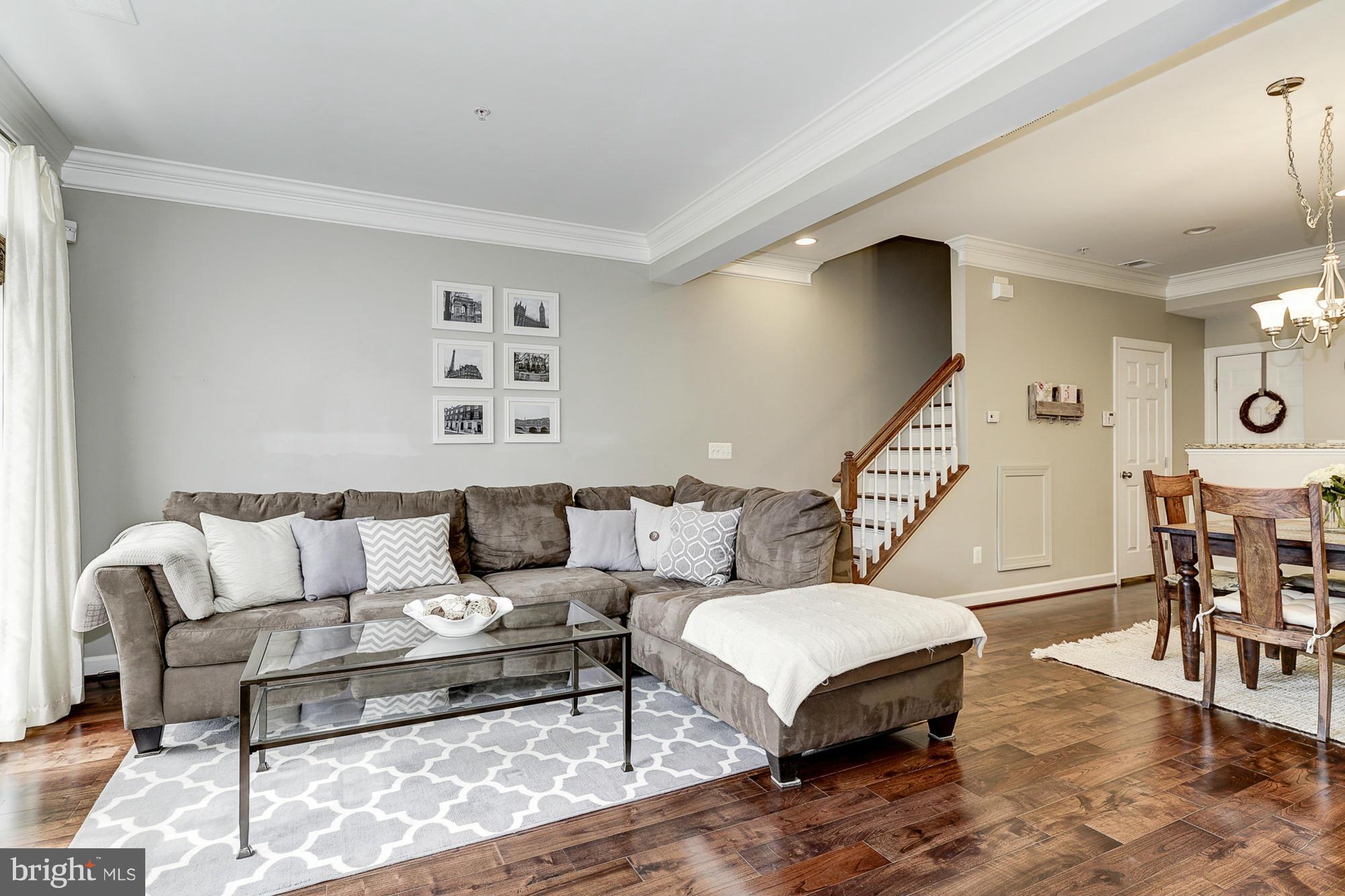 HIDDEN CREEK - Residential