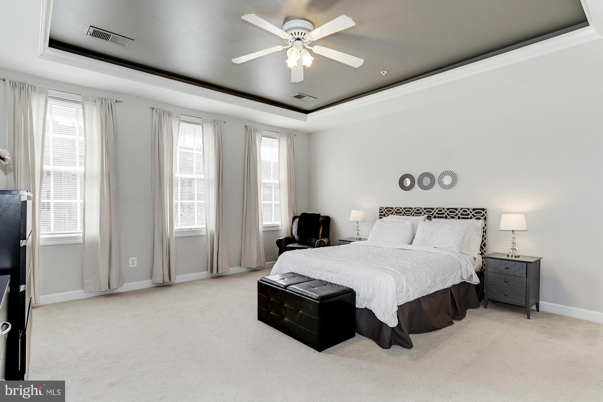 HIDDEN CREEK - Residential