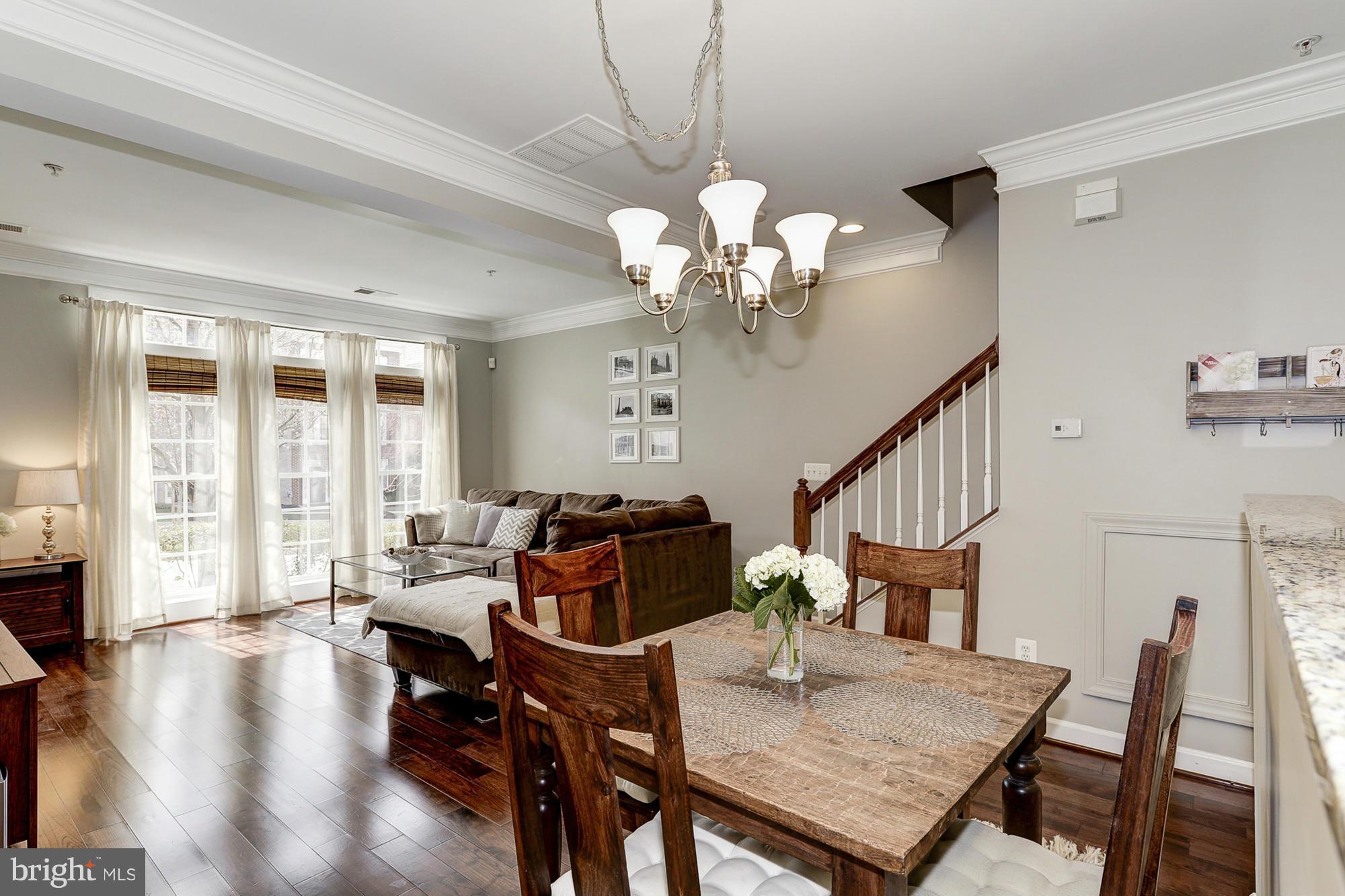 HIDDEN CREEK - Residential