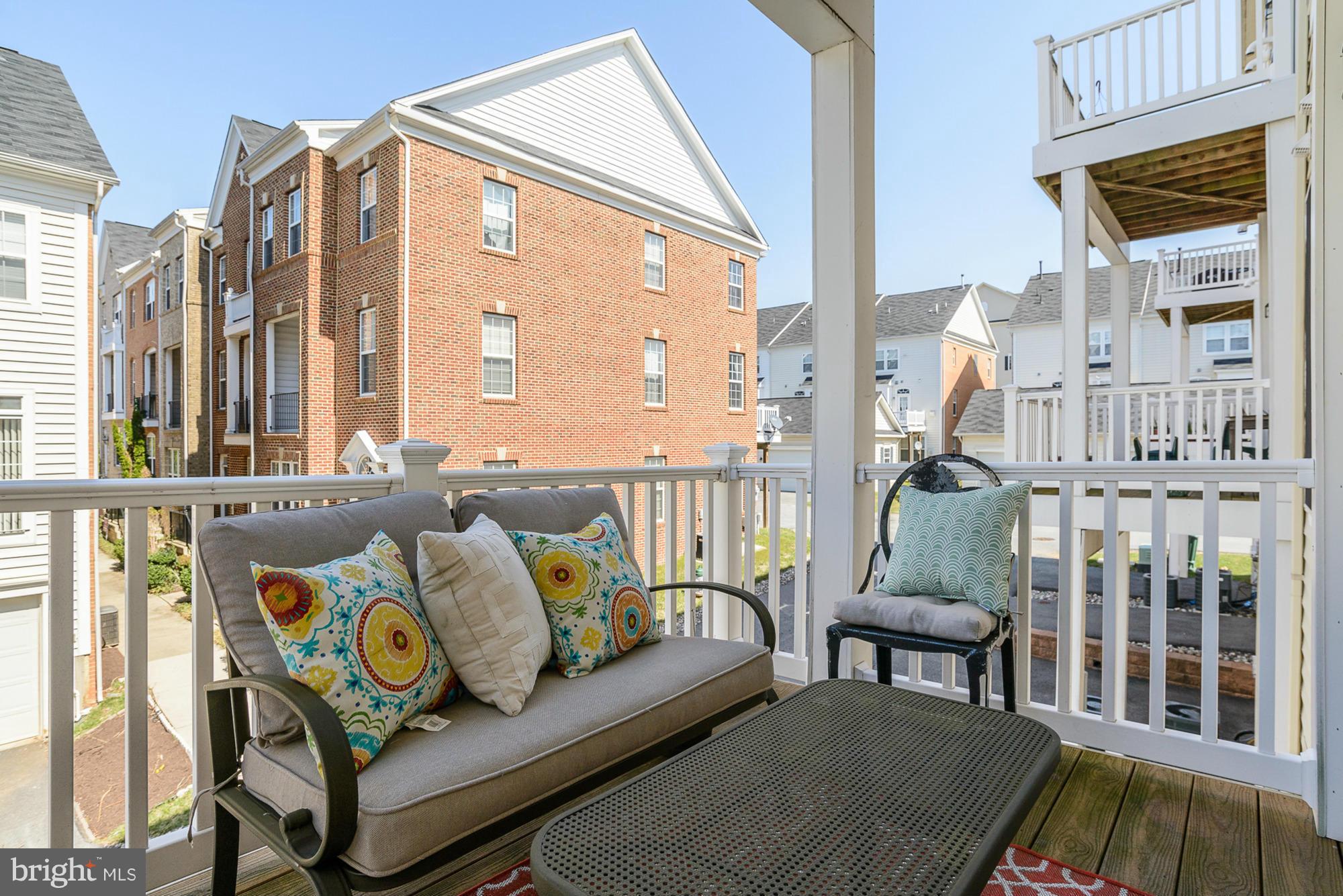 HIDDEN CREEK - Residential