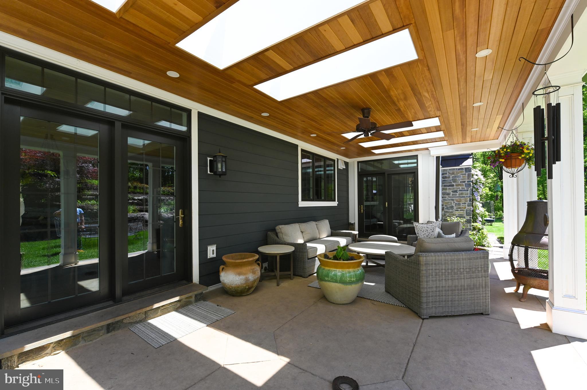 WHITEHORSE MEADOWS - Residential