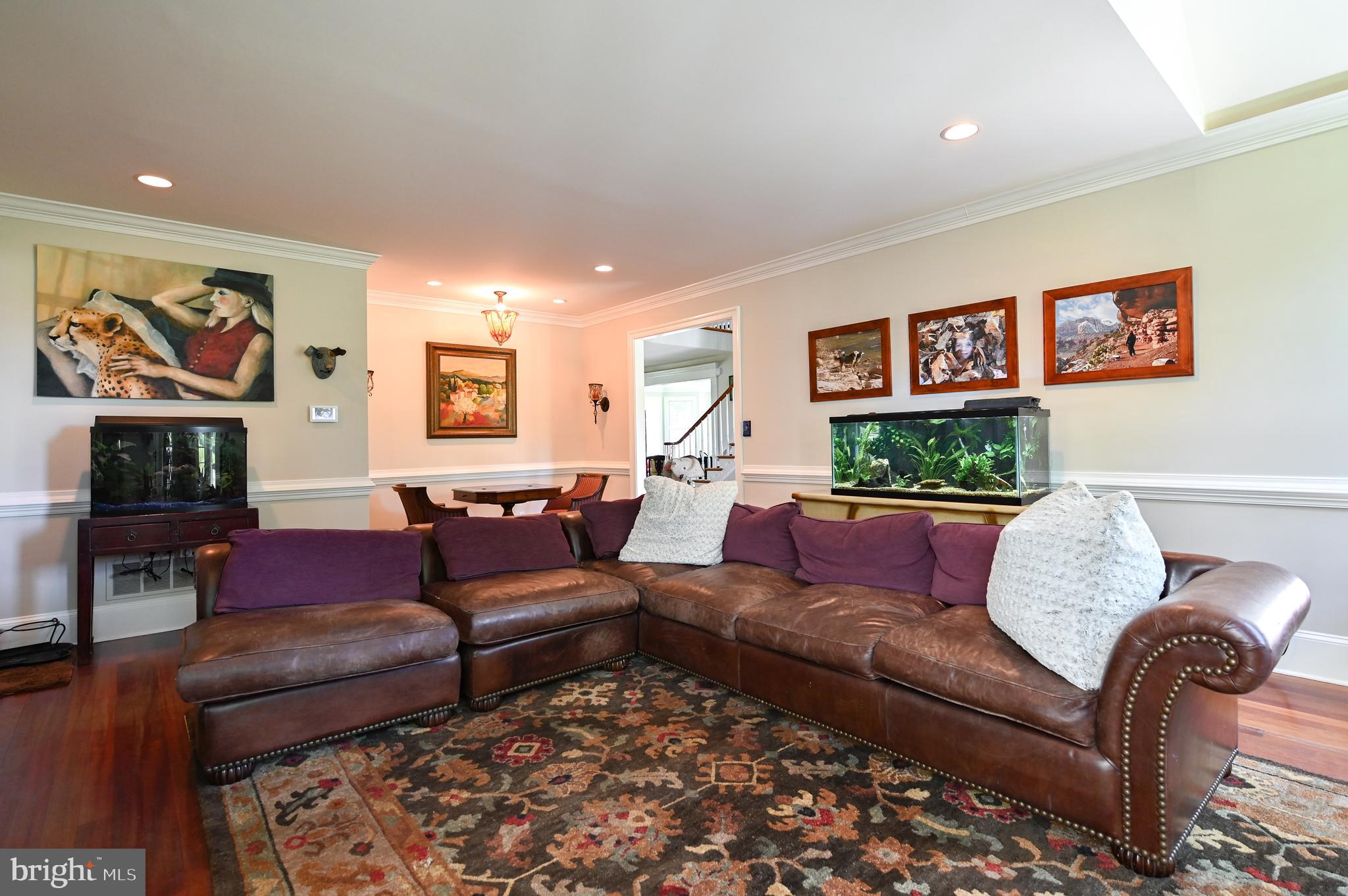 WHITEHORSE MEADOWS - Residential