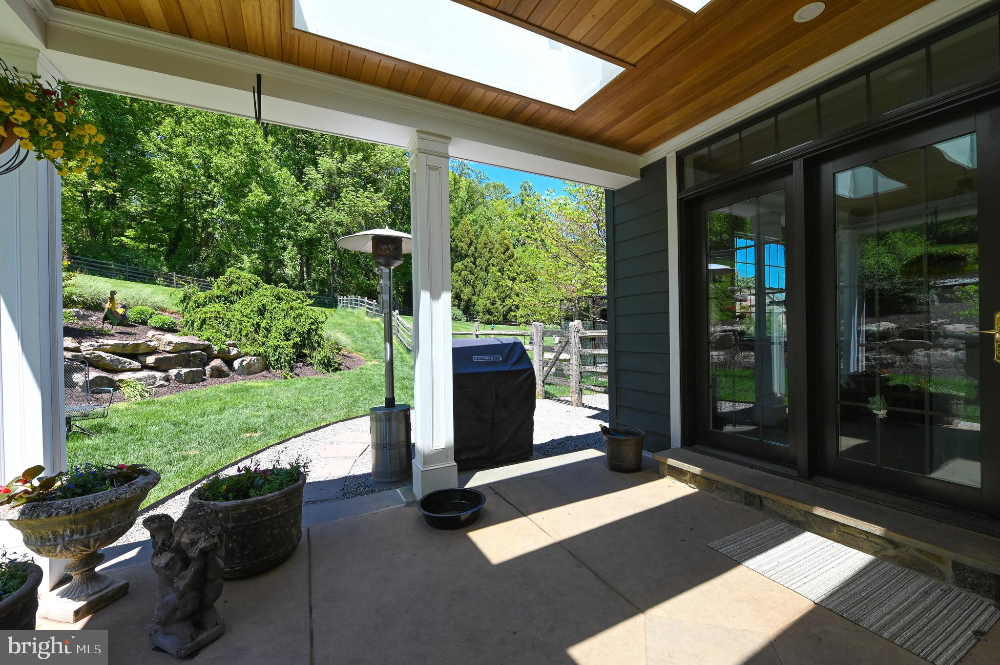 WHITEHORSE MEADOWS - Residential