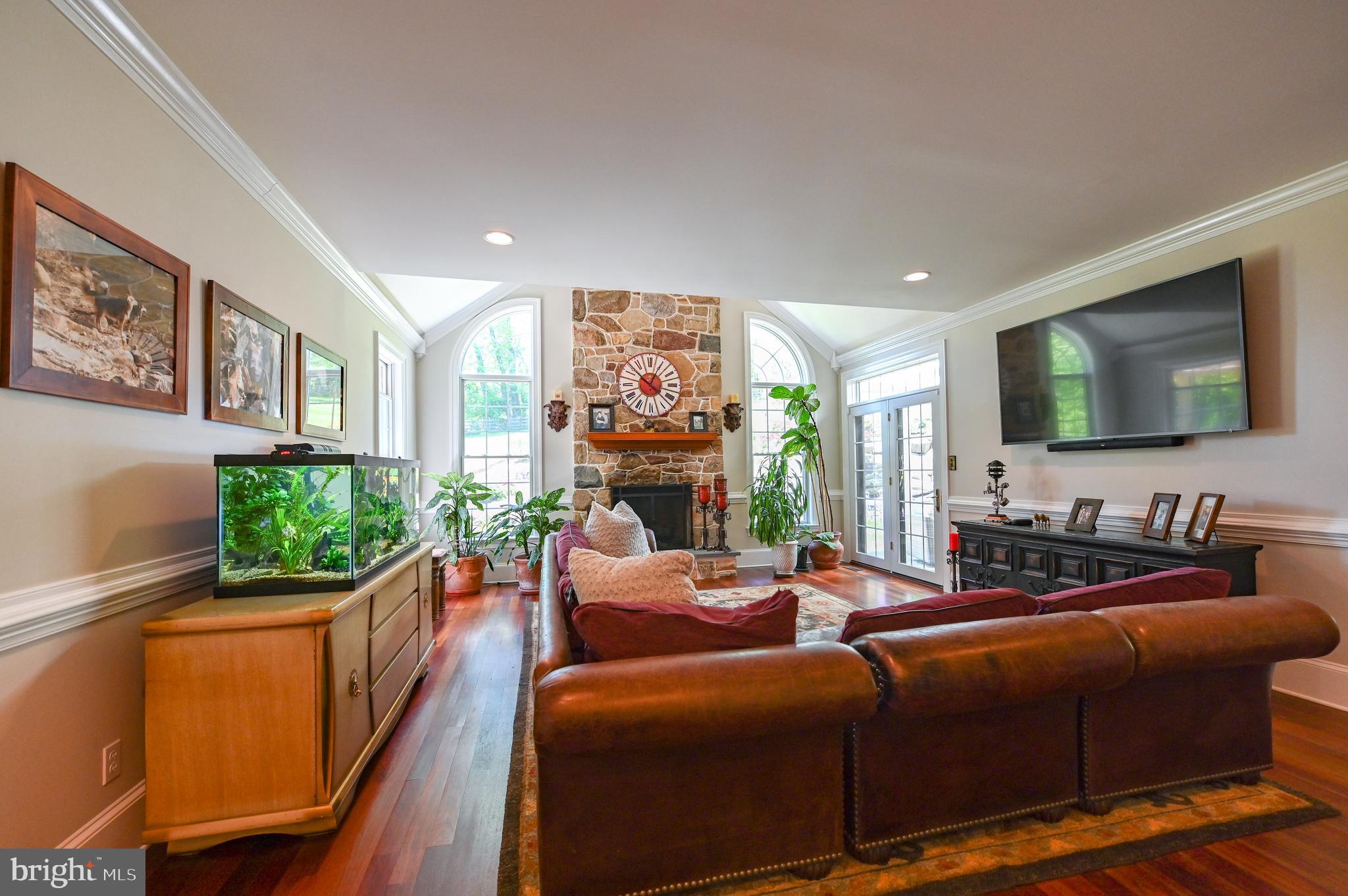 WHITEHORSE MEADOWS - Residential