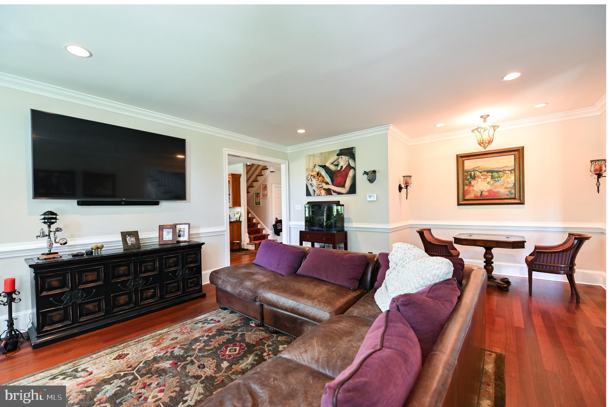 WHITEHORSE MEADOWS - Residential
