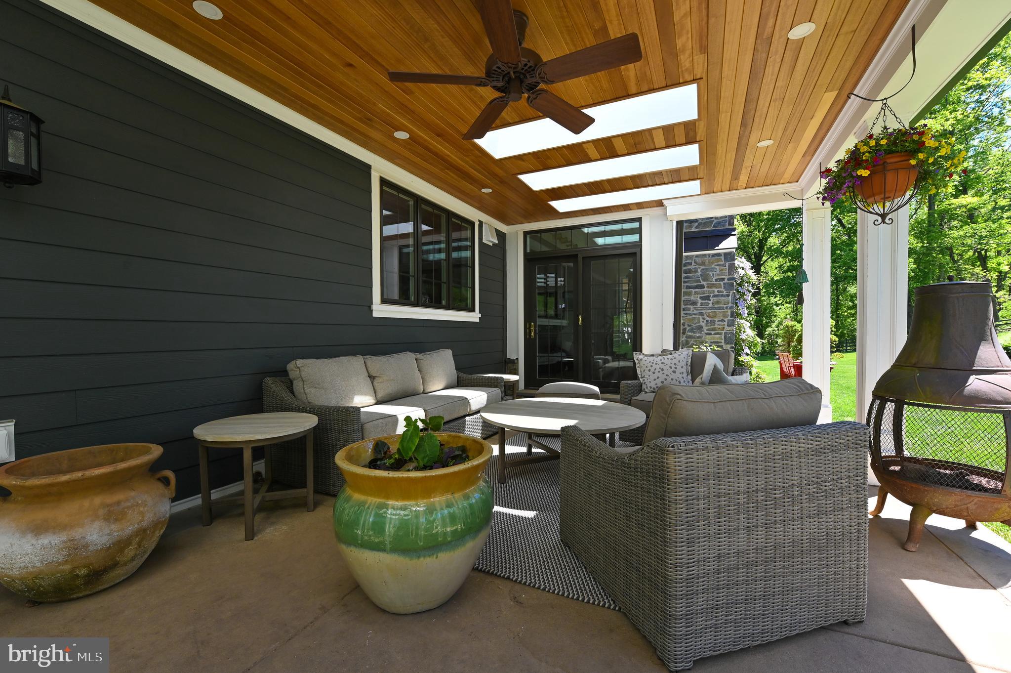 WHITEHORSE MEADOWS - Residential