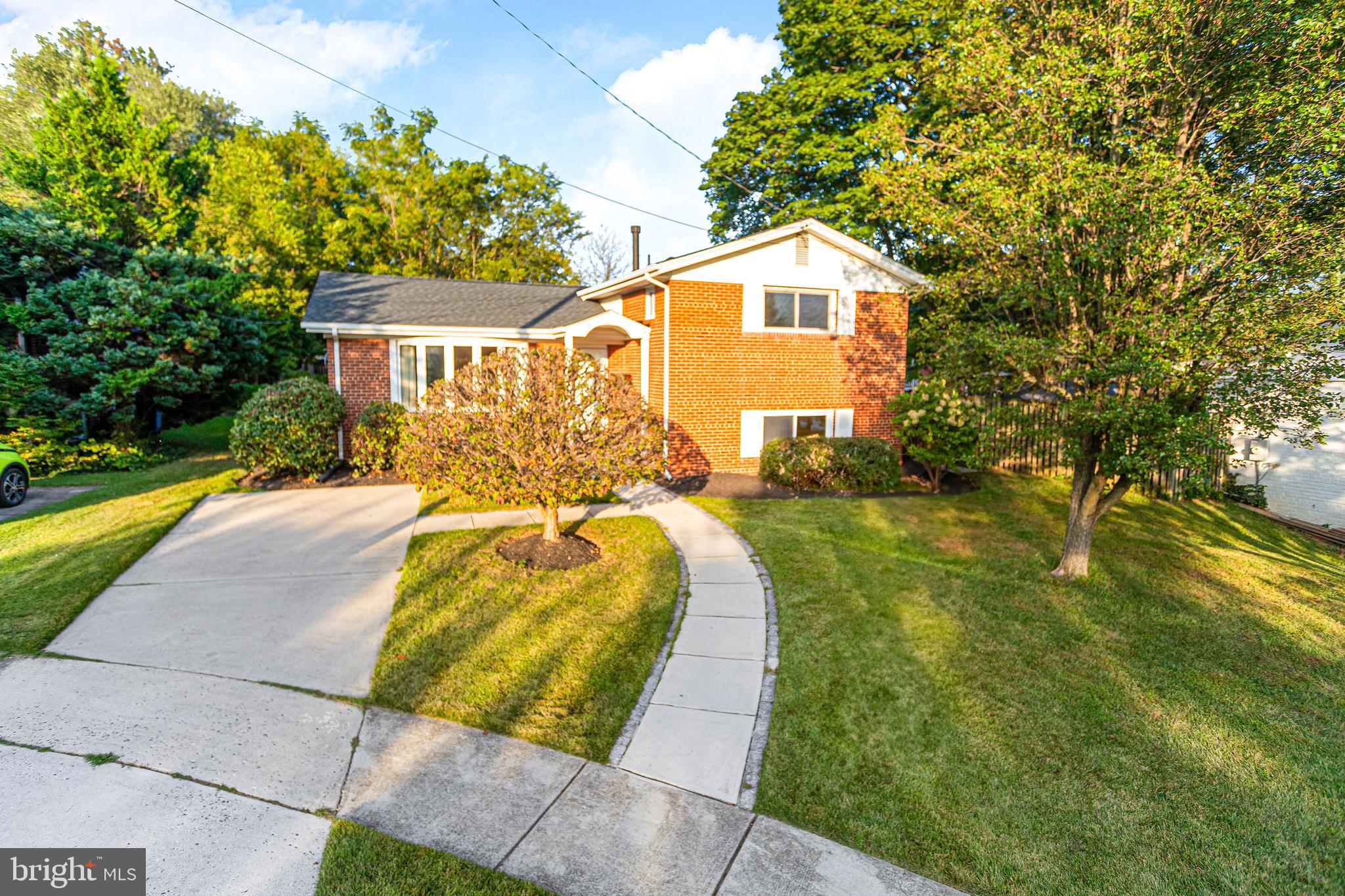 3607 SANDY COURT