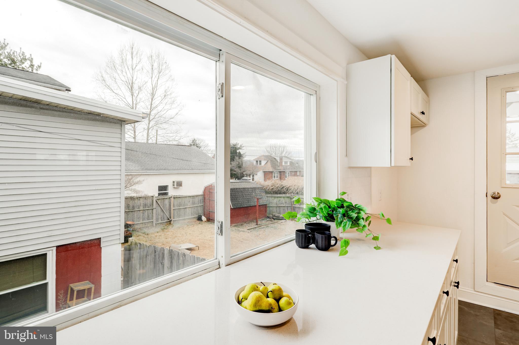 FAR HILLS FARM - Residential