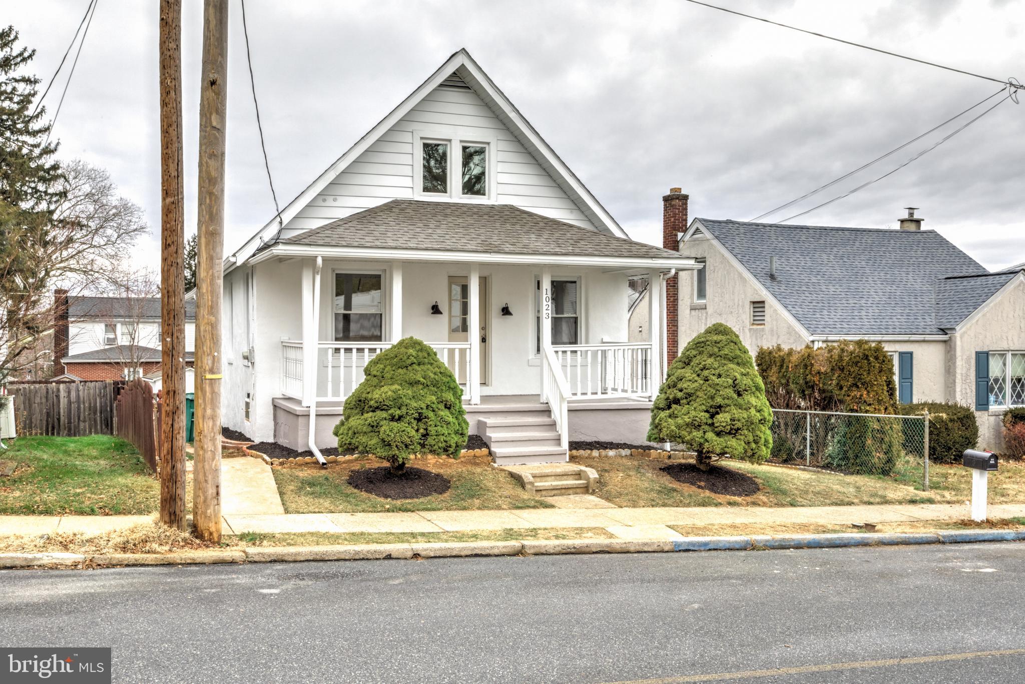 FAR HILLS FARM - Residential