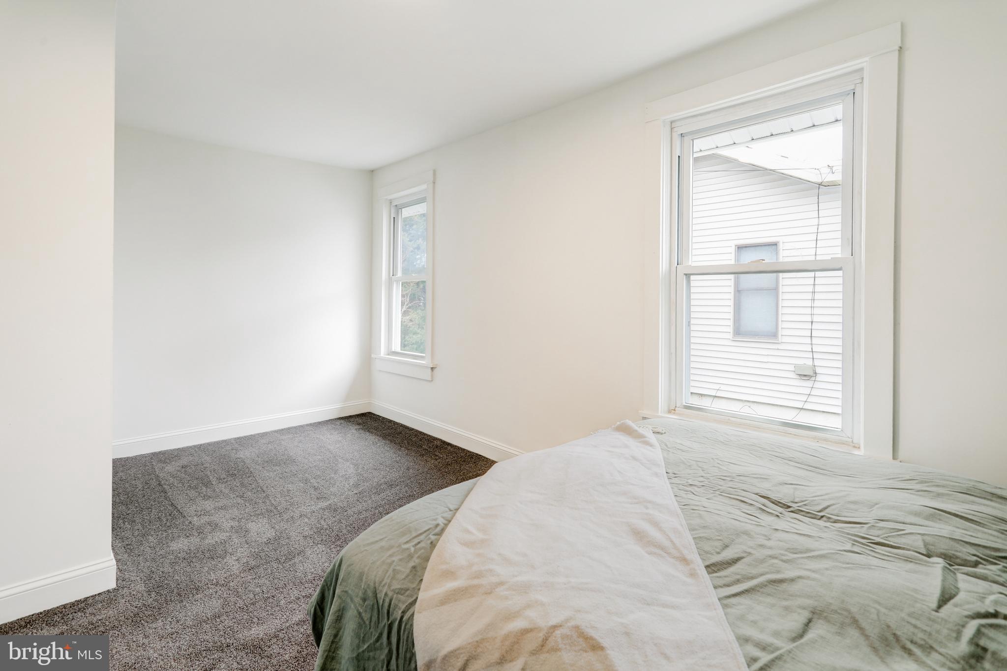 FAR HILLS FARM - Residential