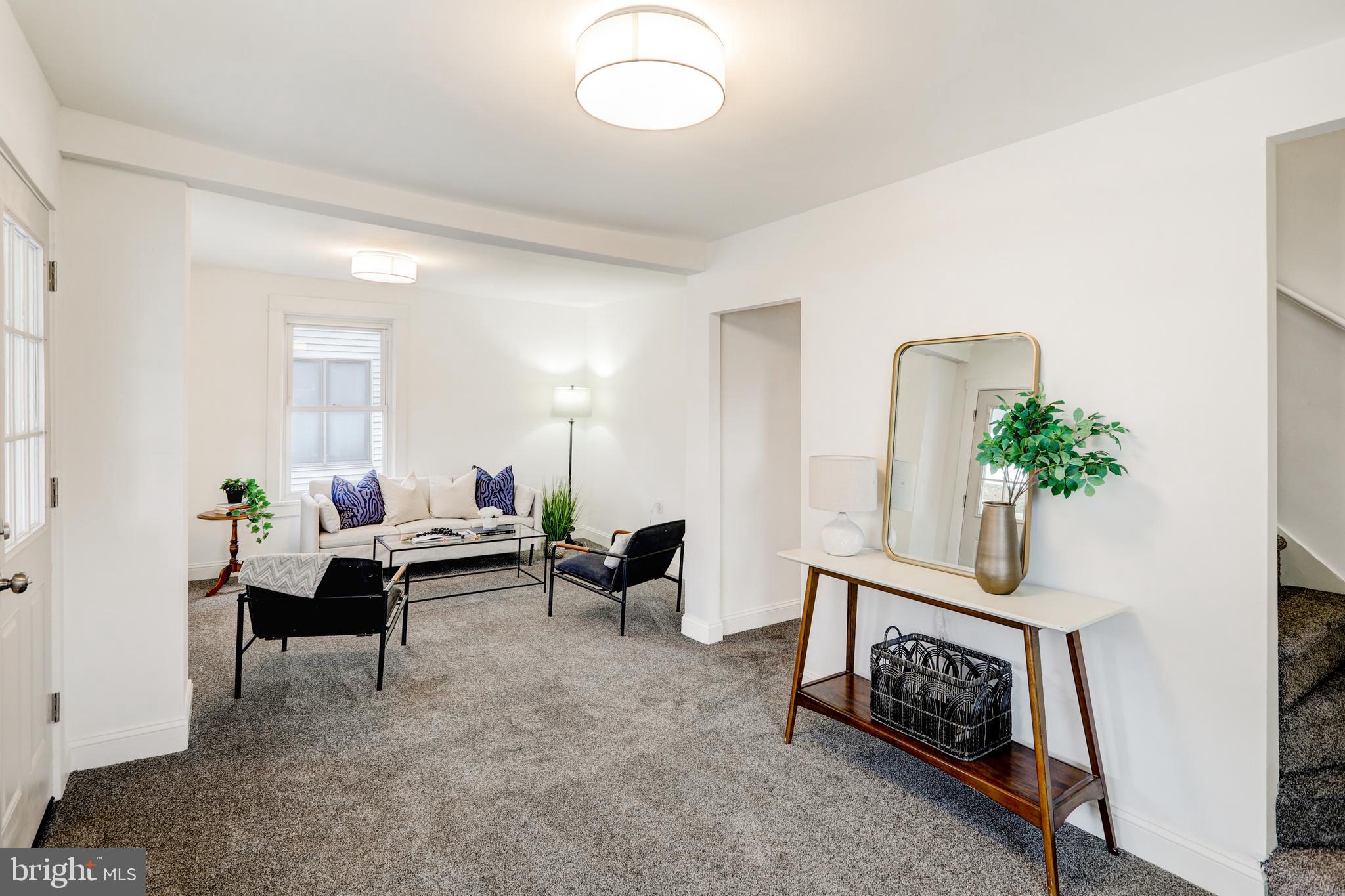 FAR HILLS FARM - Residential