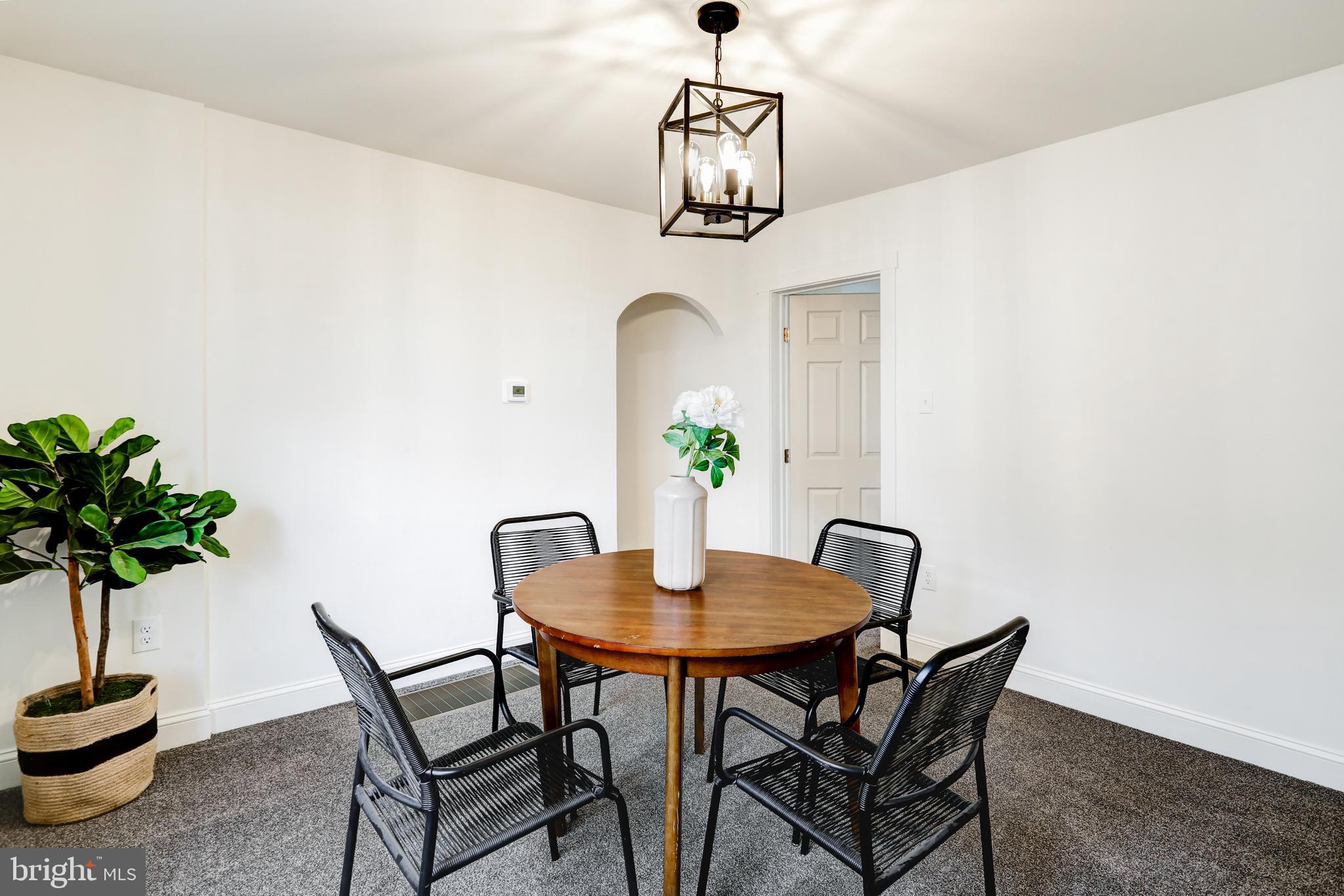 FAR HILLS FARM - Residential