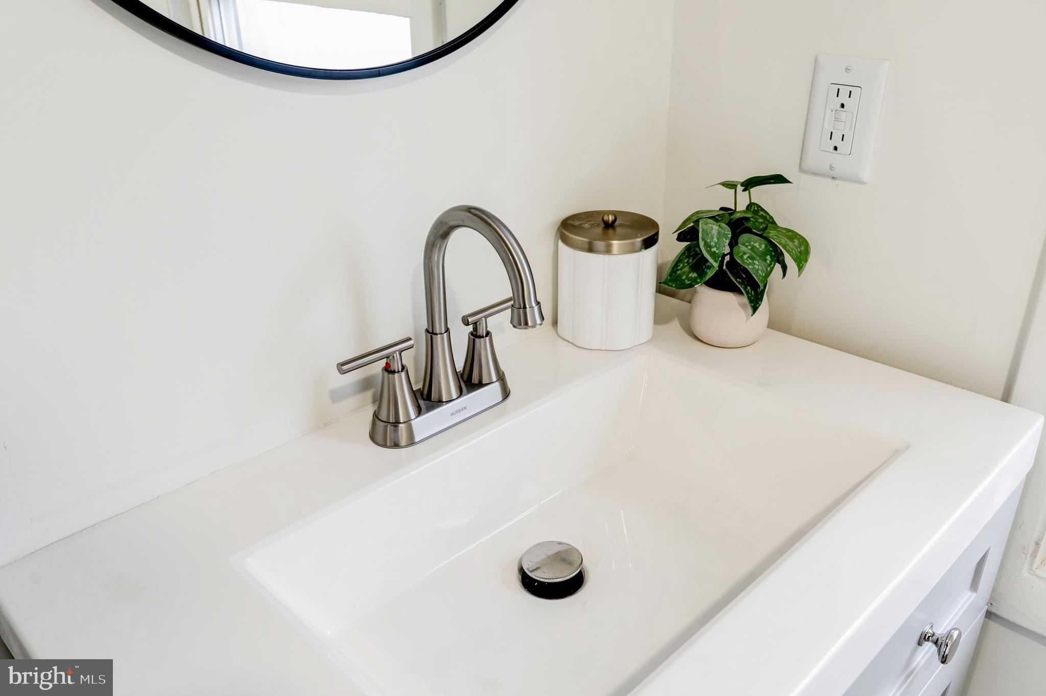 FAR HILLS FARM - Residential