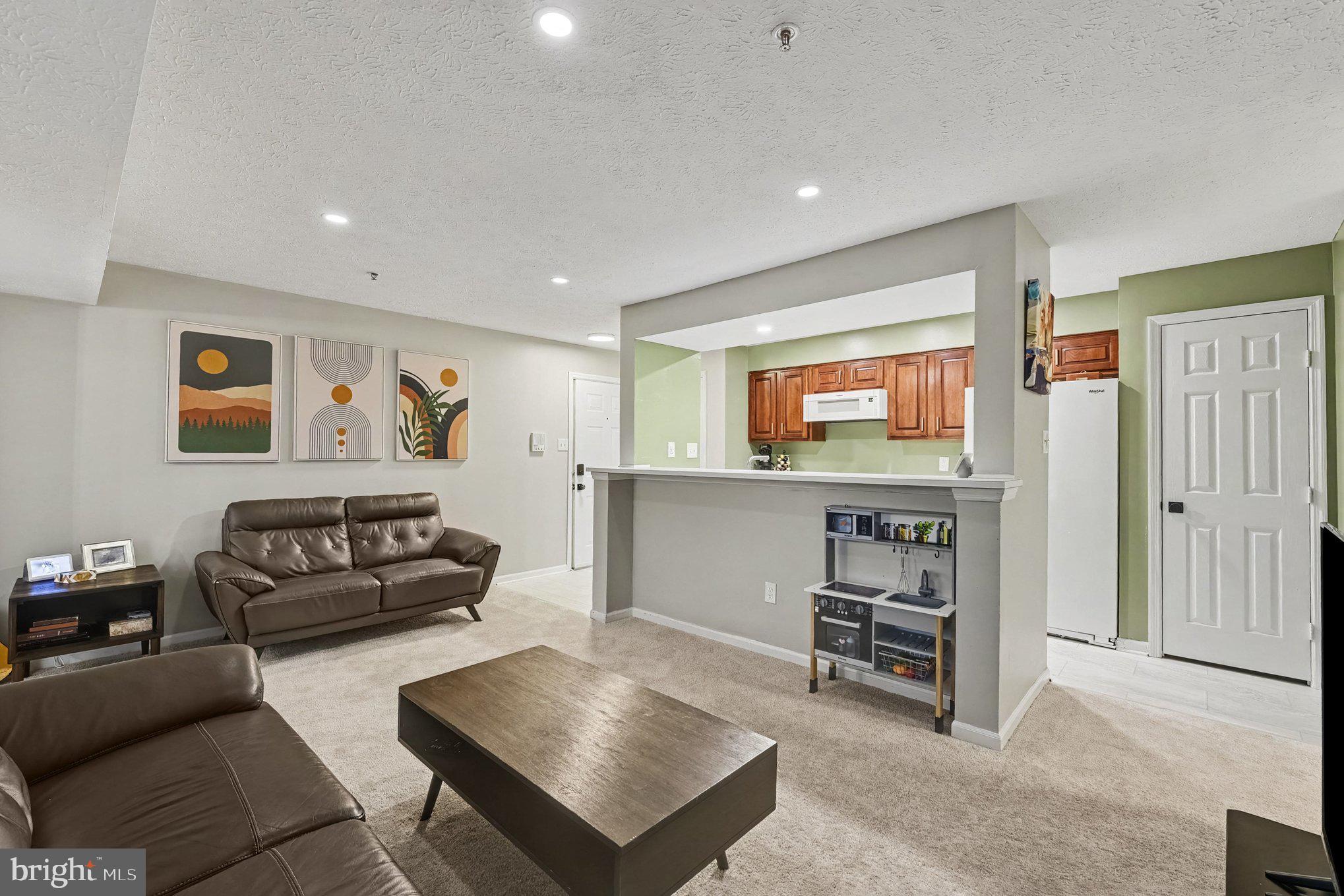1400 GOLDEN ROD COURT H