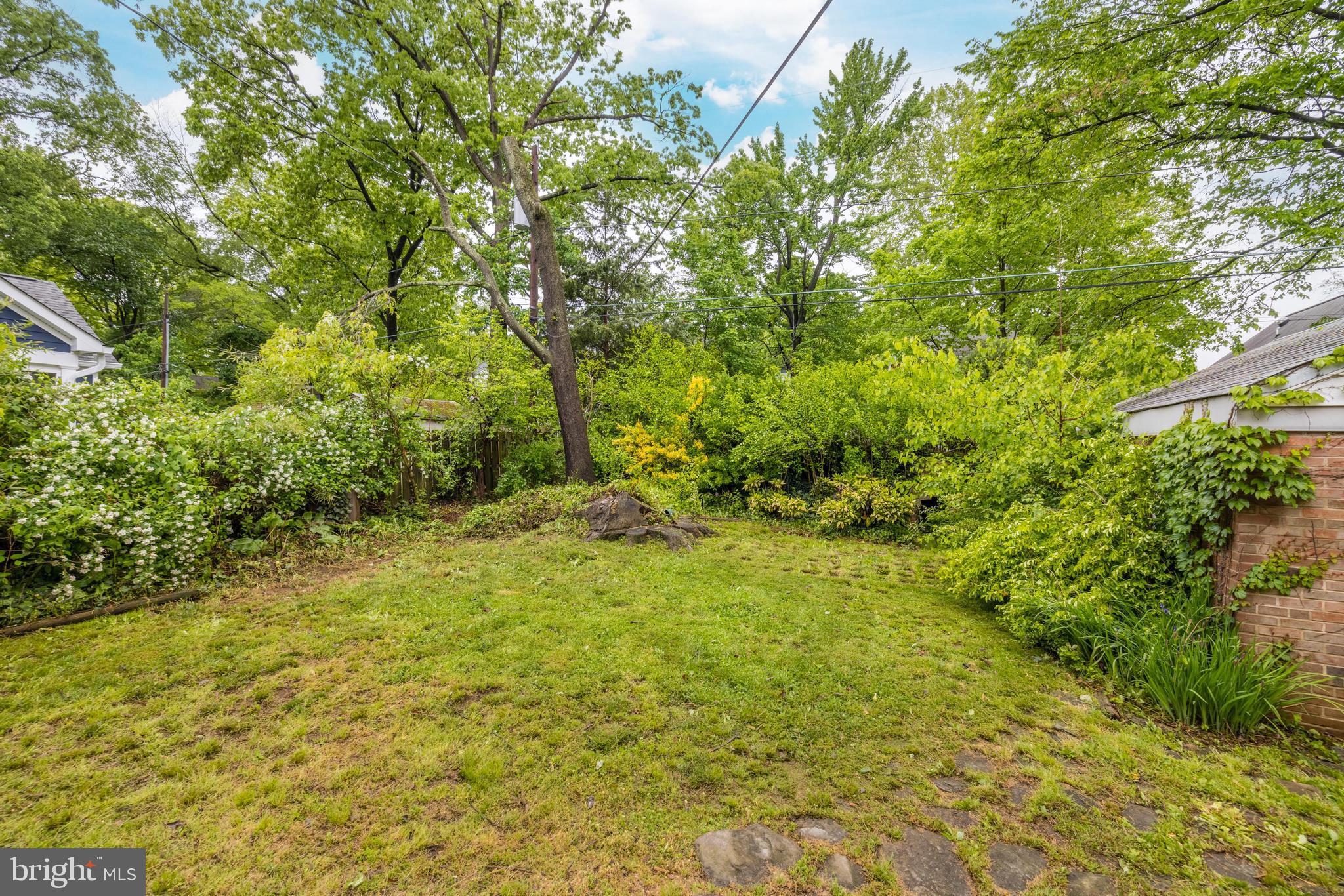 ARLINGTON FOREST - Residential