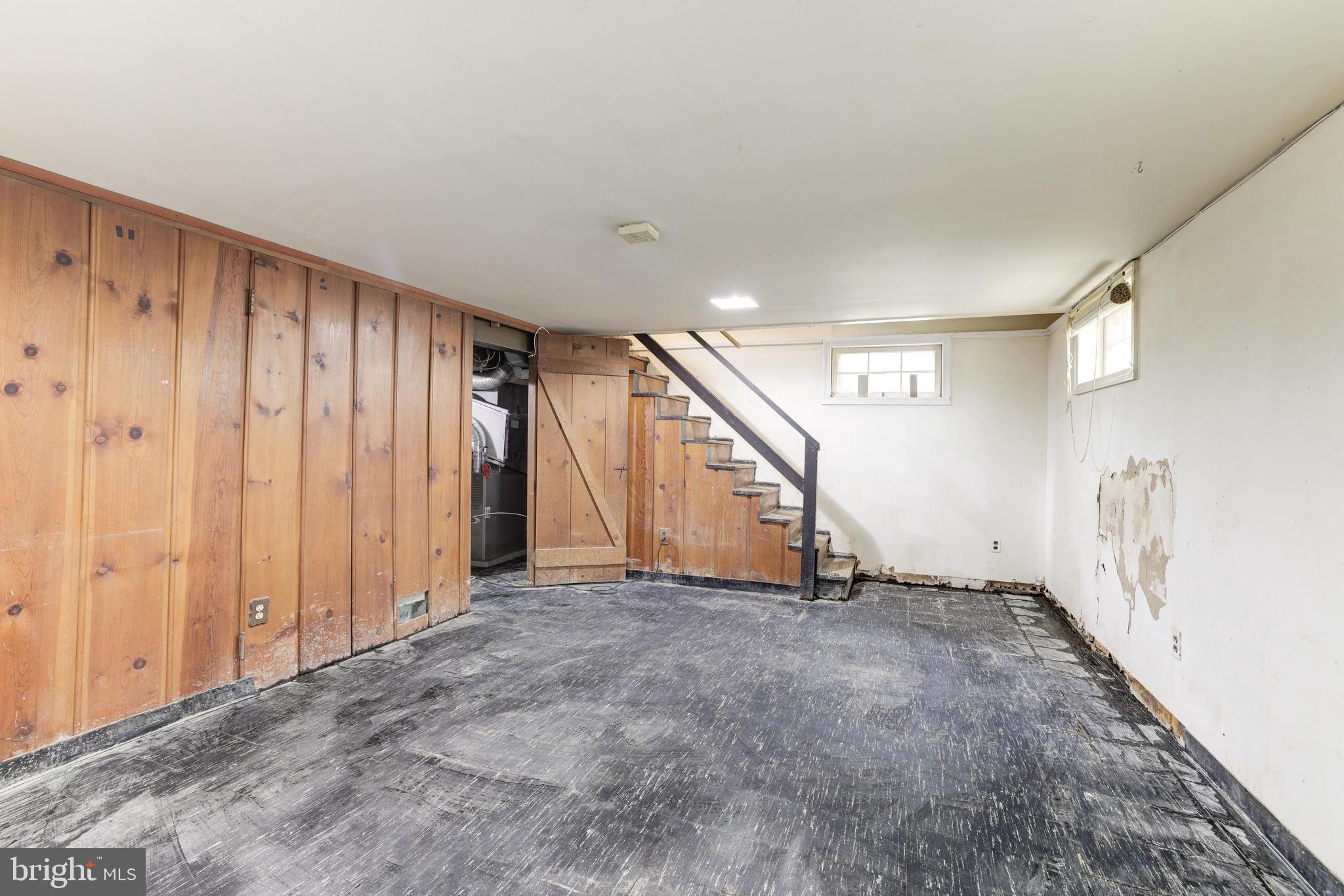 ARLINGTON FOREST - Residential