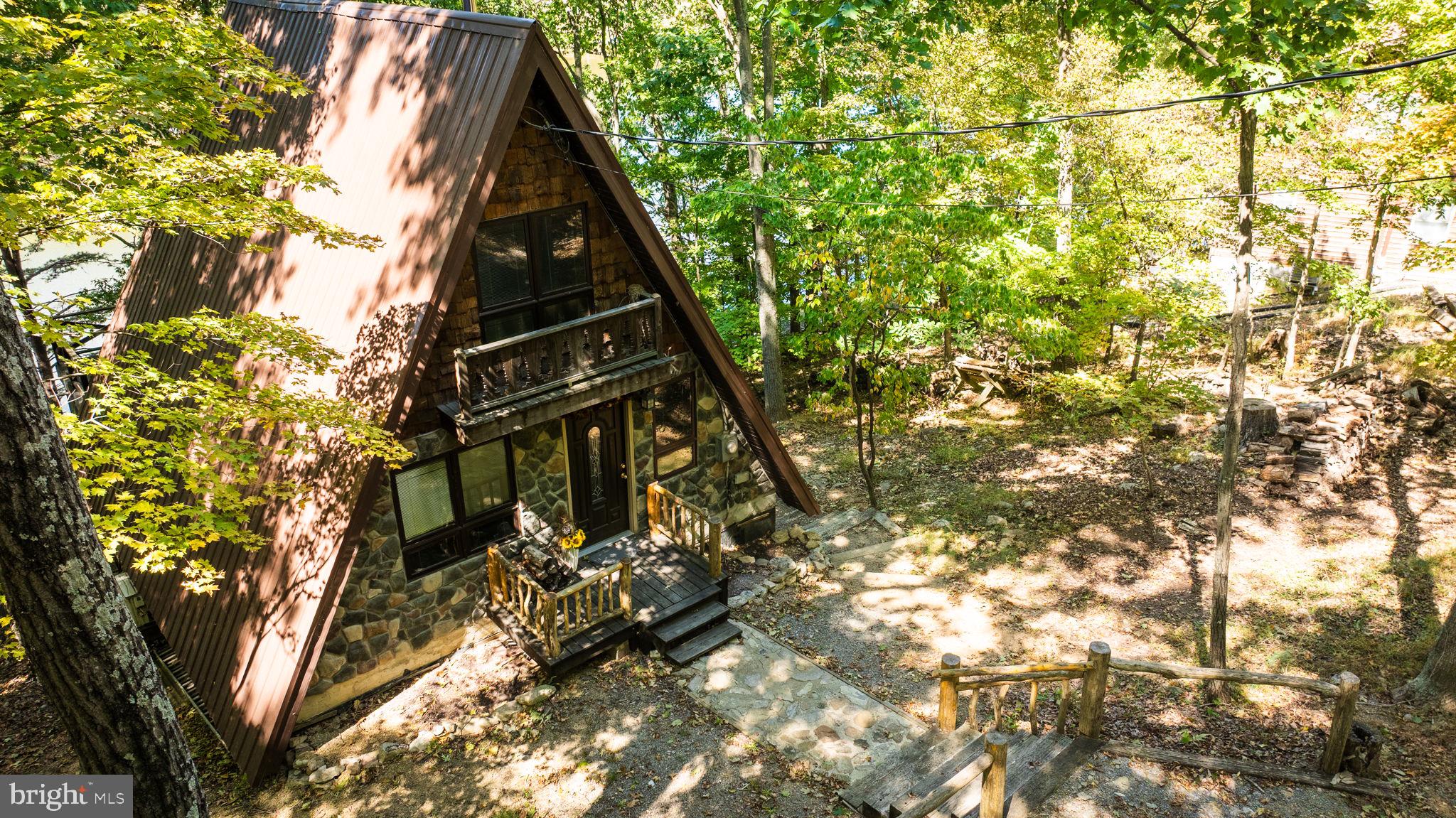 THUNDERBIRD HILLS - Residential