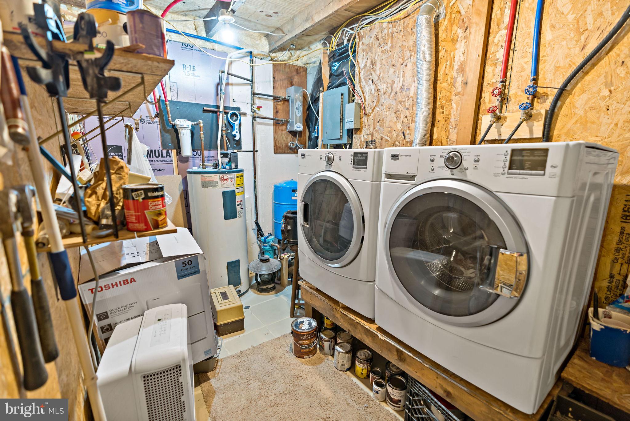 THUNDERBIRD HILLS - Residential