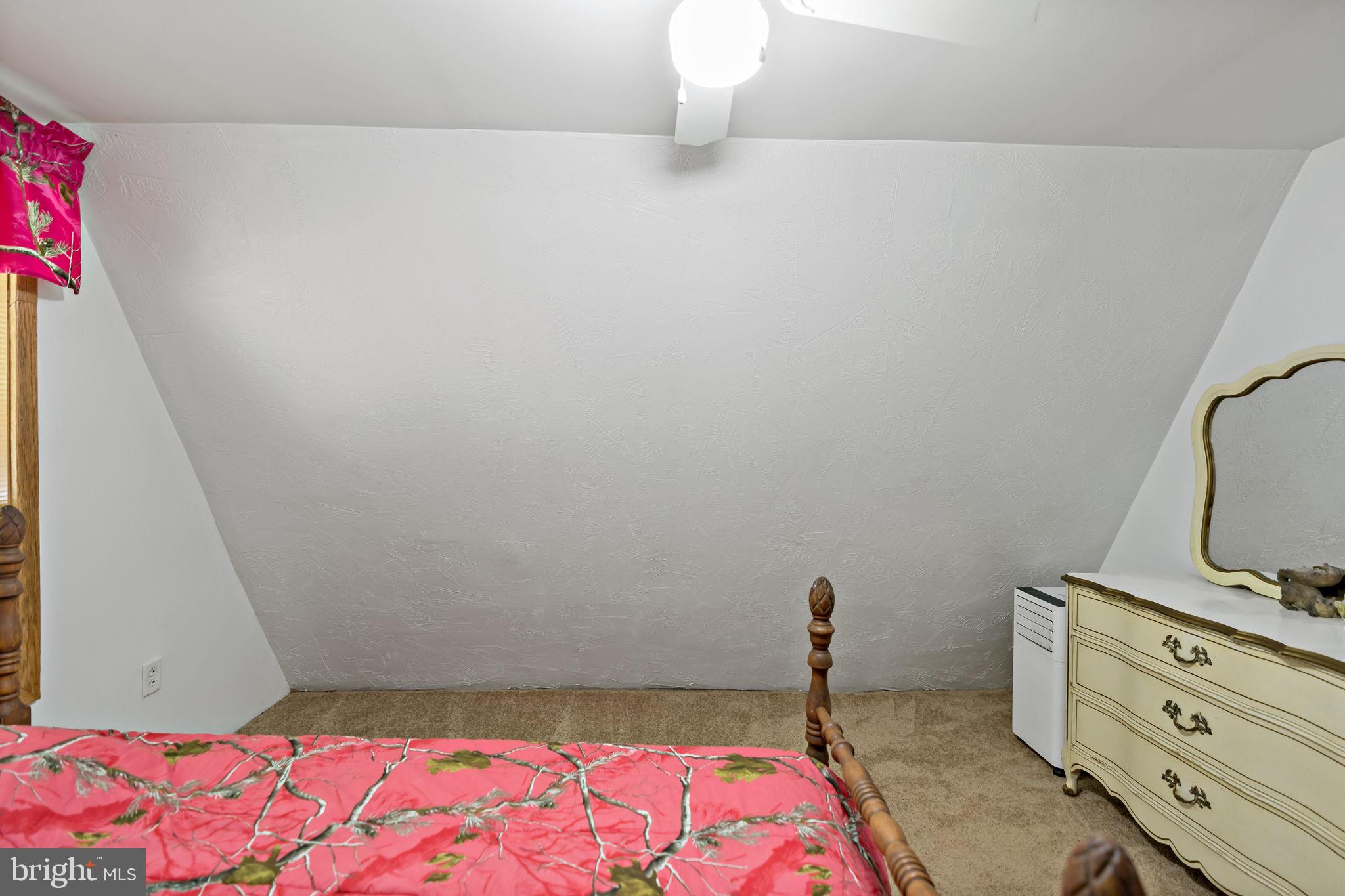 THUNDERBIRD HILLS - Residential