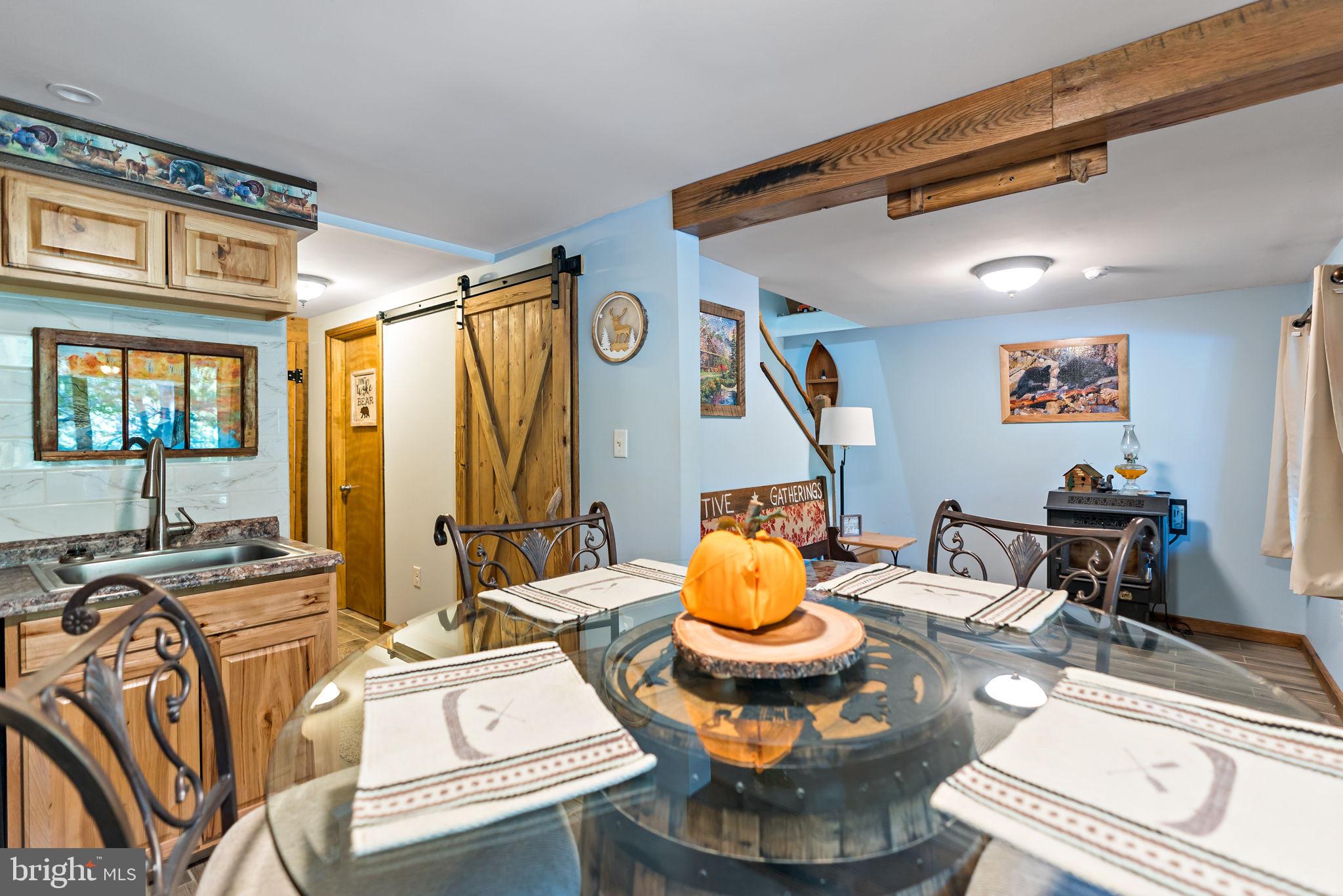 THUNDERBIRD HILLS - Residential